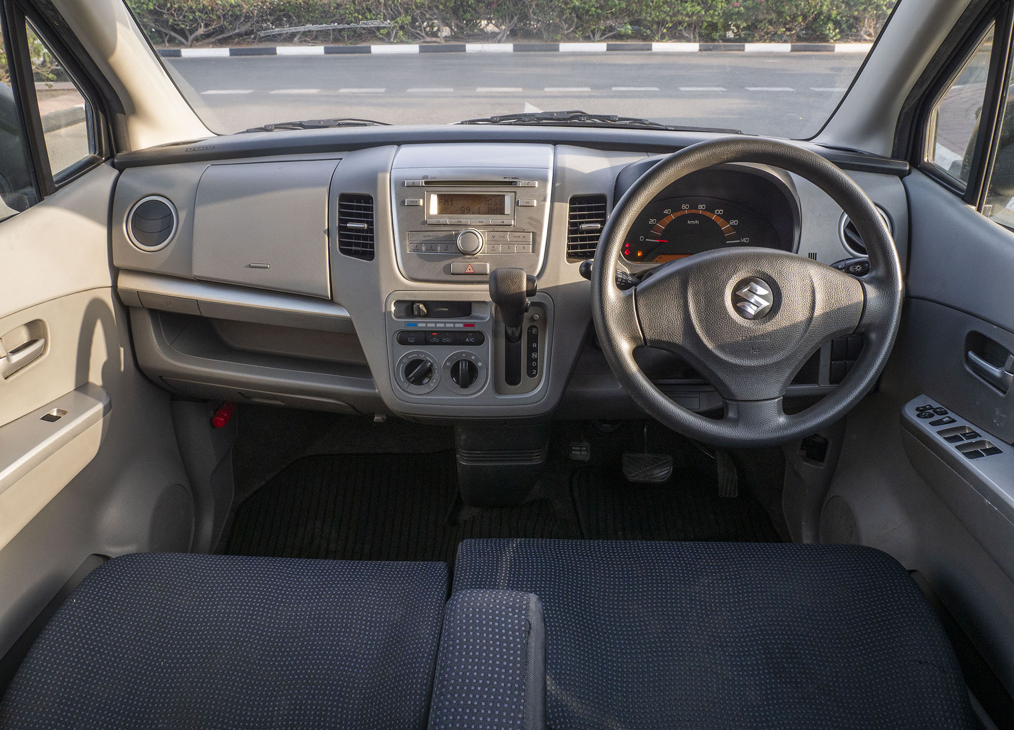 
								Suzuki Wagon R 2013 Model full									