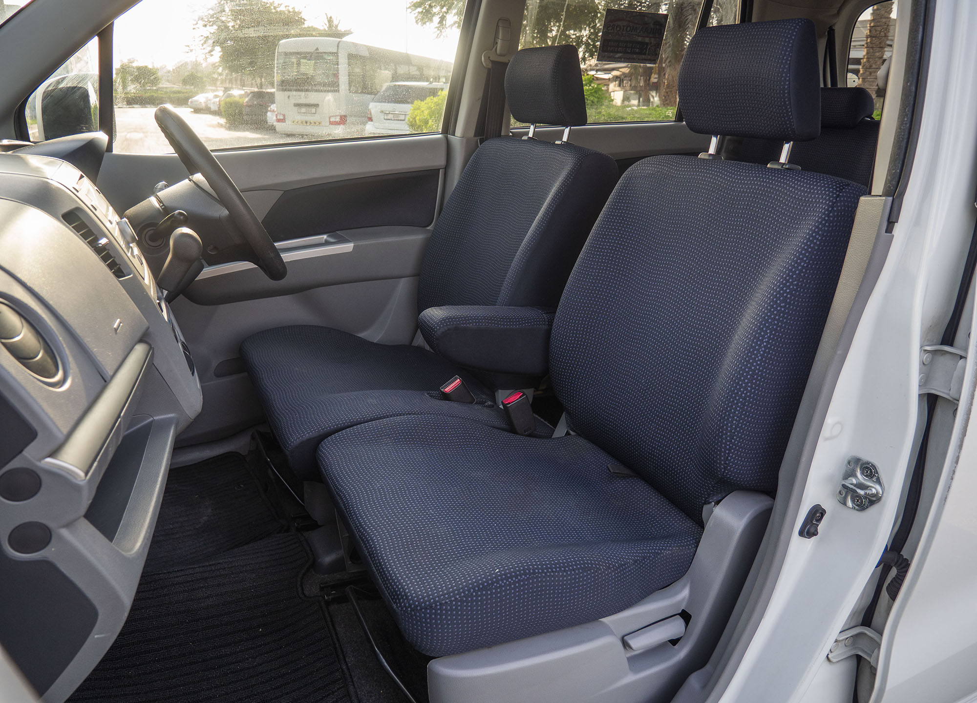 
								Suzuki Wagon R 2013 Model full									