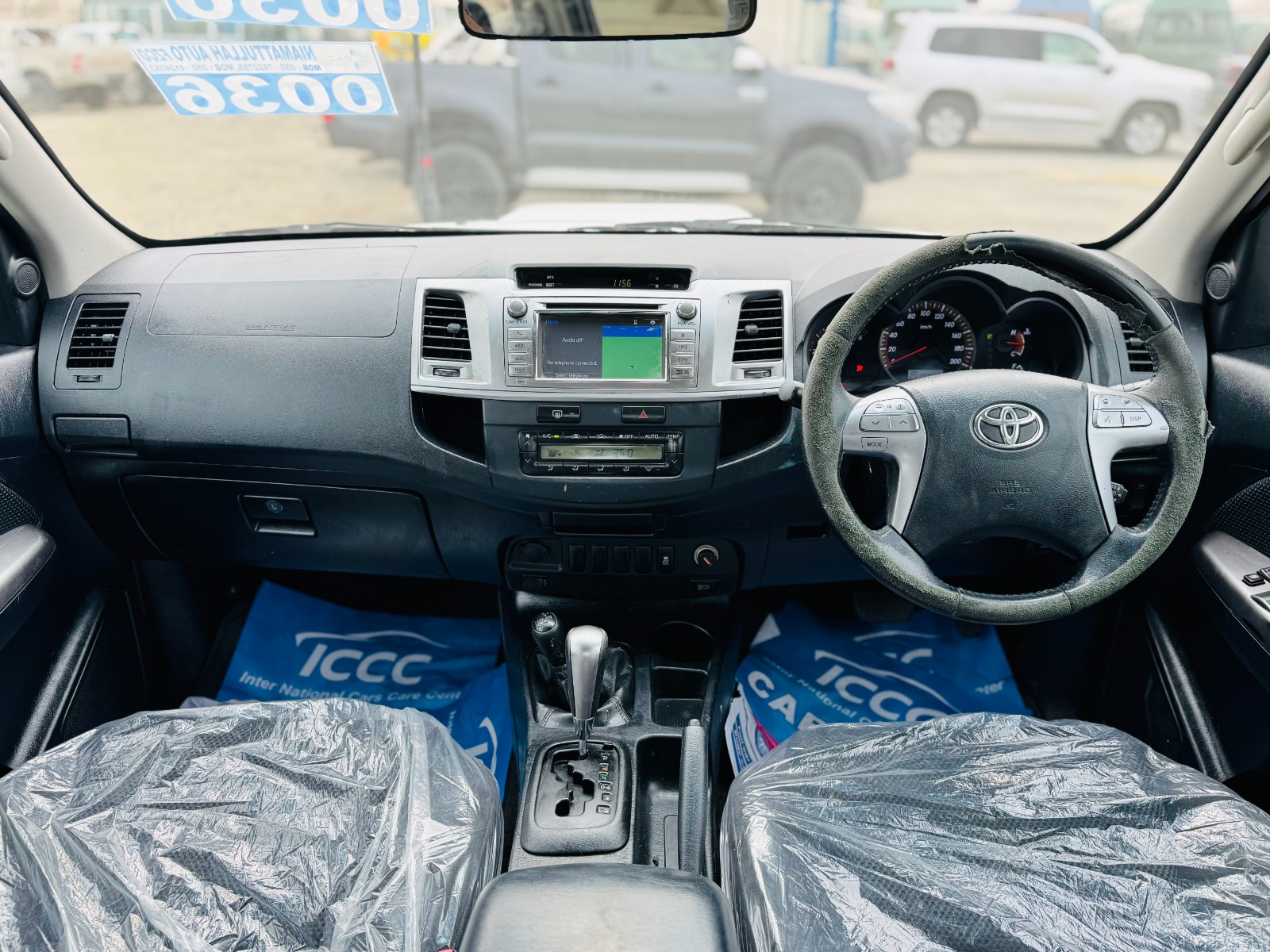 
								Toyota Hilux 2014 Model full									