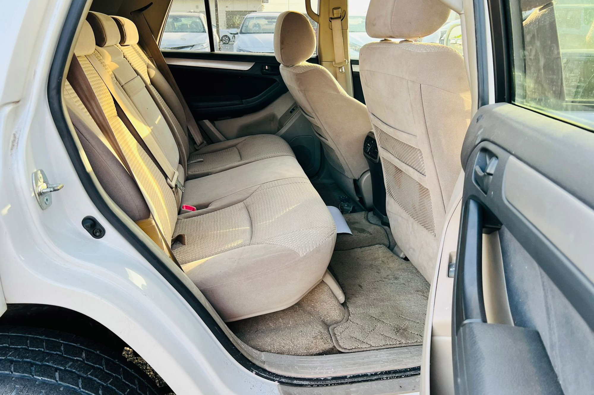 
								Toyota Hilux Surf Model 2006 full									