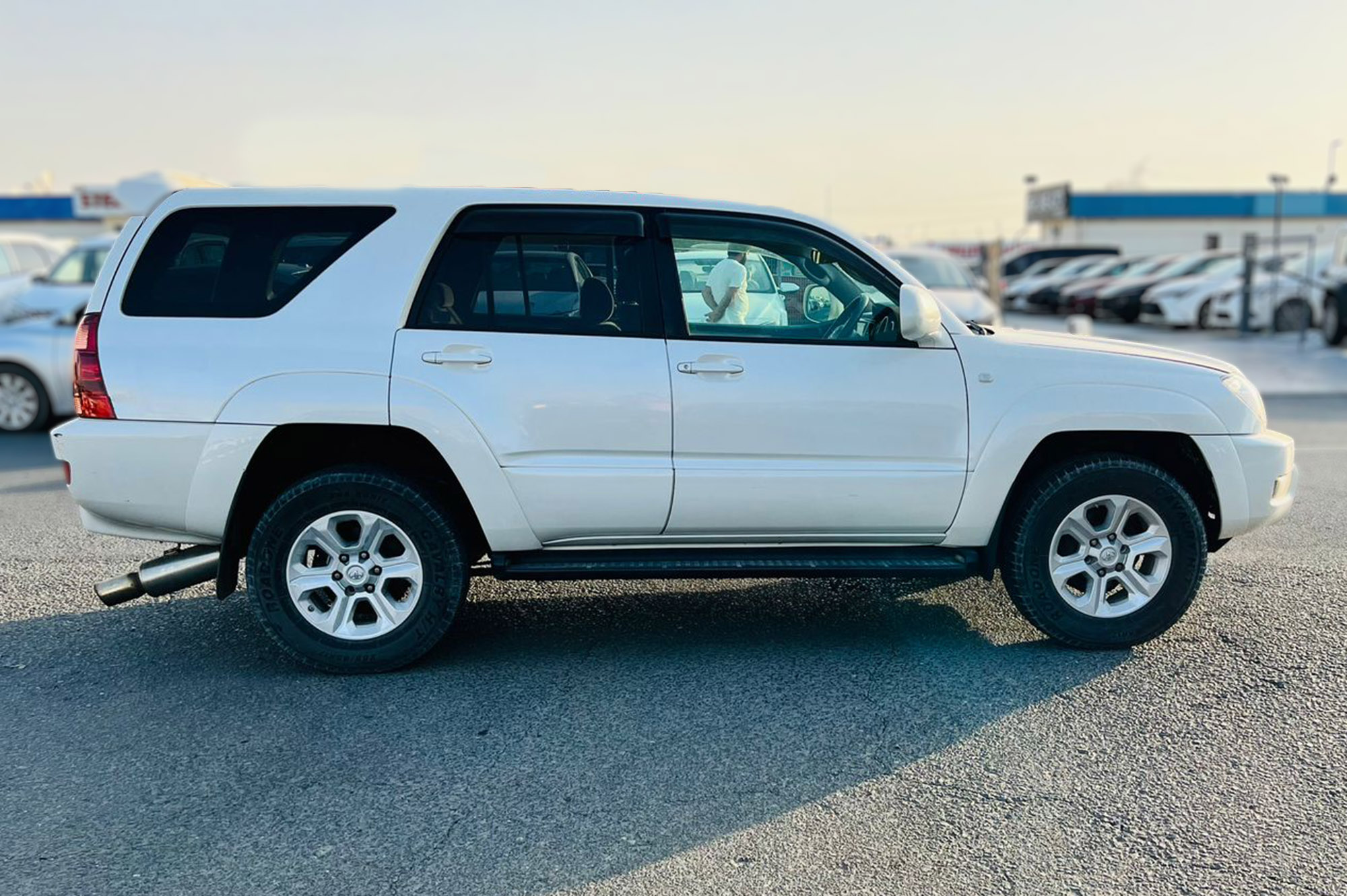 
								Toyota Hilux Surf Model 2006 full									