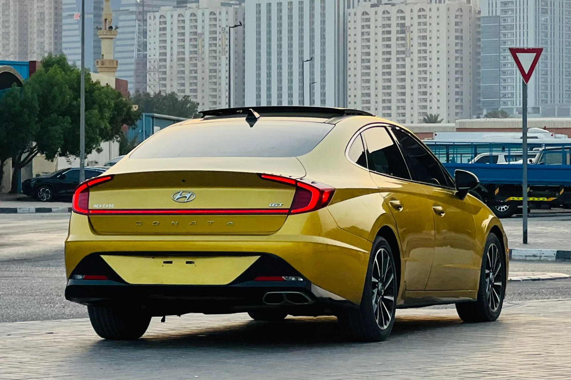 
								Hyundai Sonata LET Plus Model 2020 full									