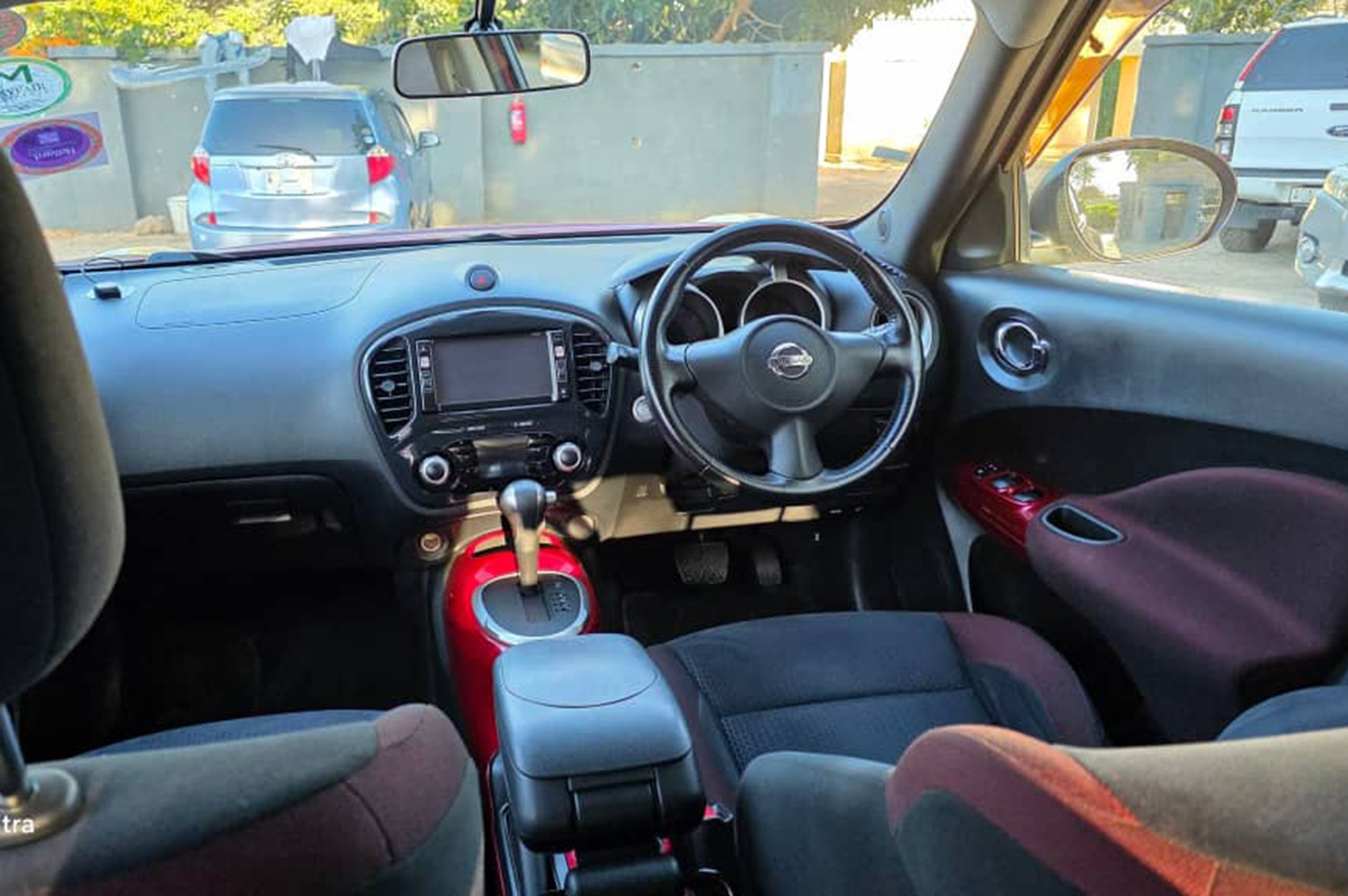 
								Nissan Juke 2WD Model 2012 full									
