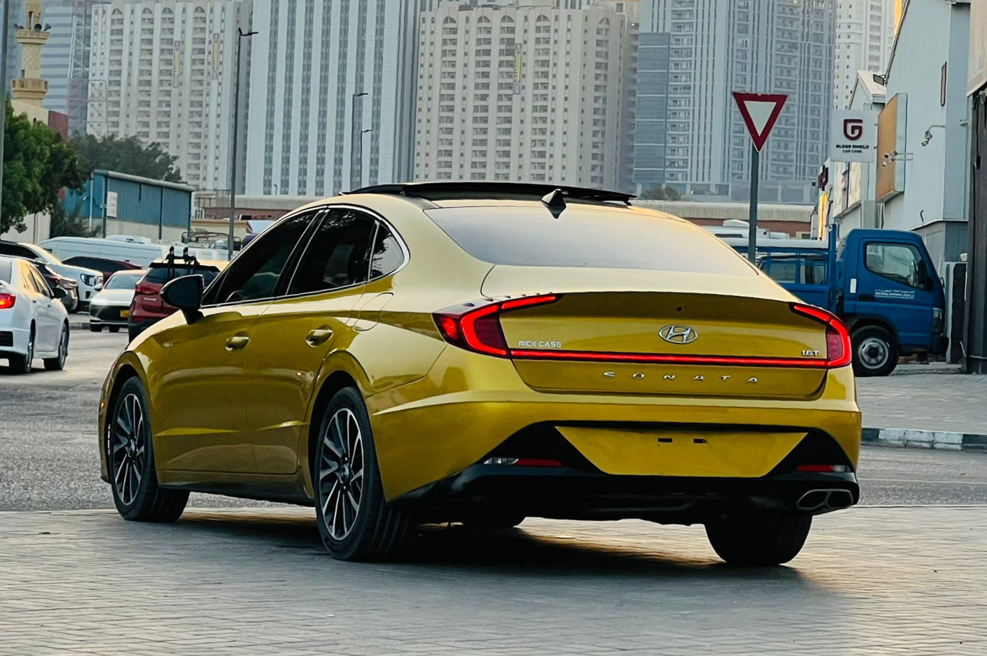 
								Hyundai Sonata LET Plus Model 2020 full									