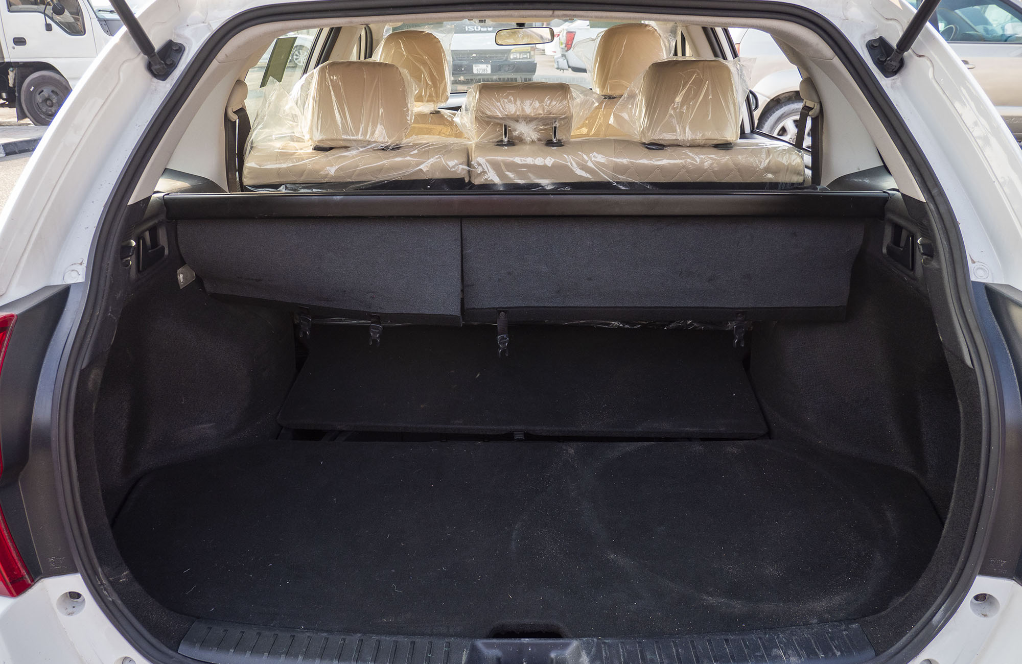 
								Toyota Fielder Model 2012 2WD full									