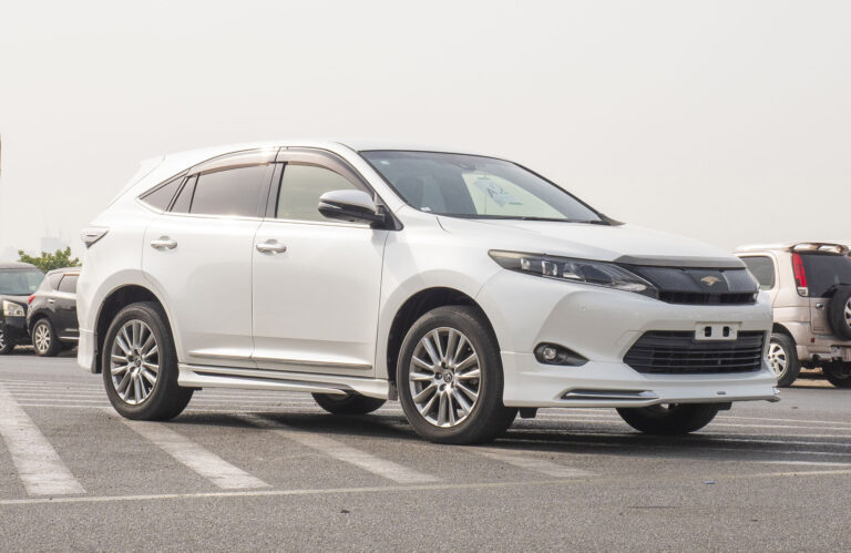 Toyota Harrier Model 2014