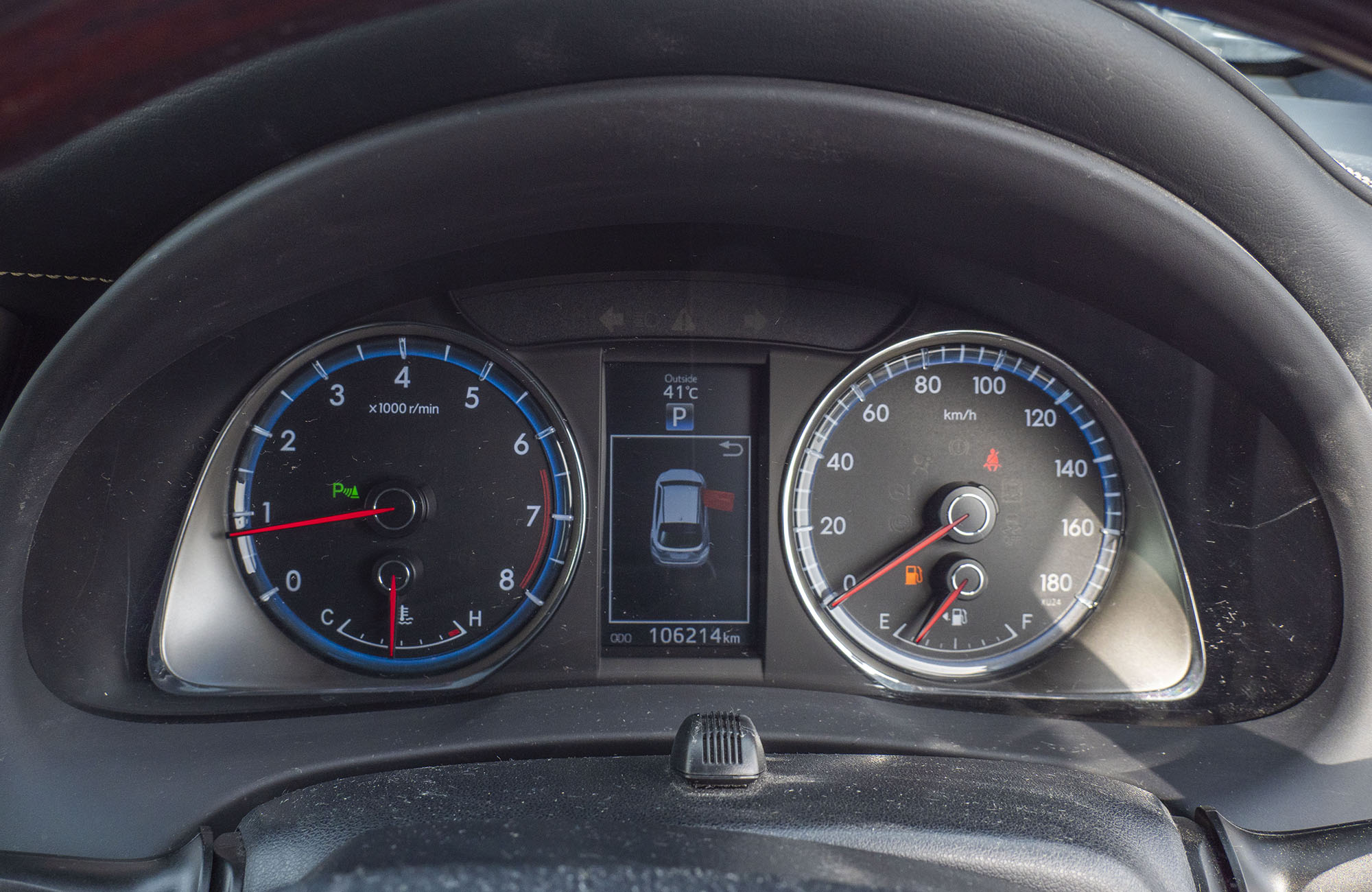 
								Toyota Harrier Model 2014 full									