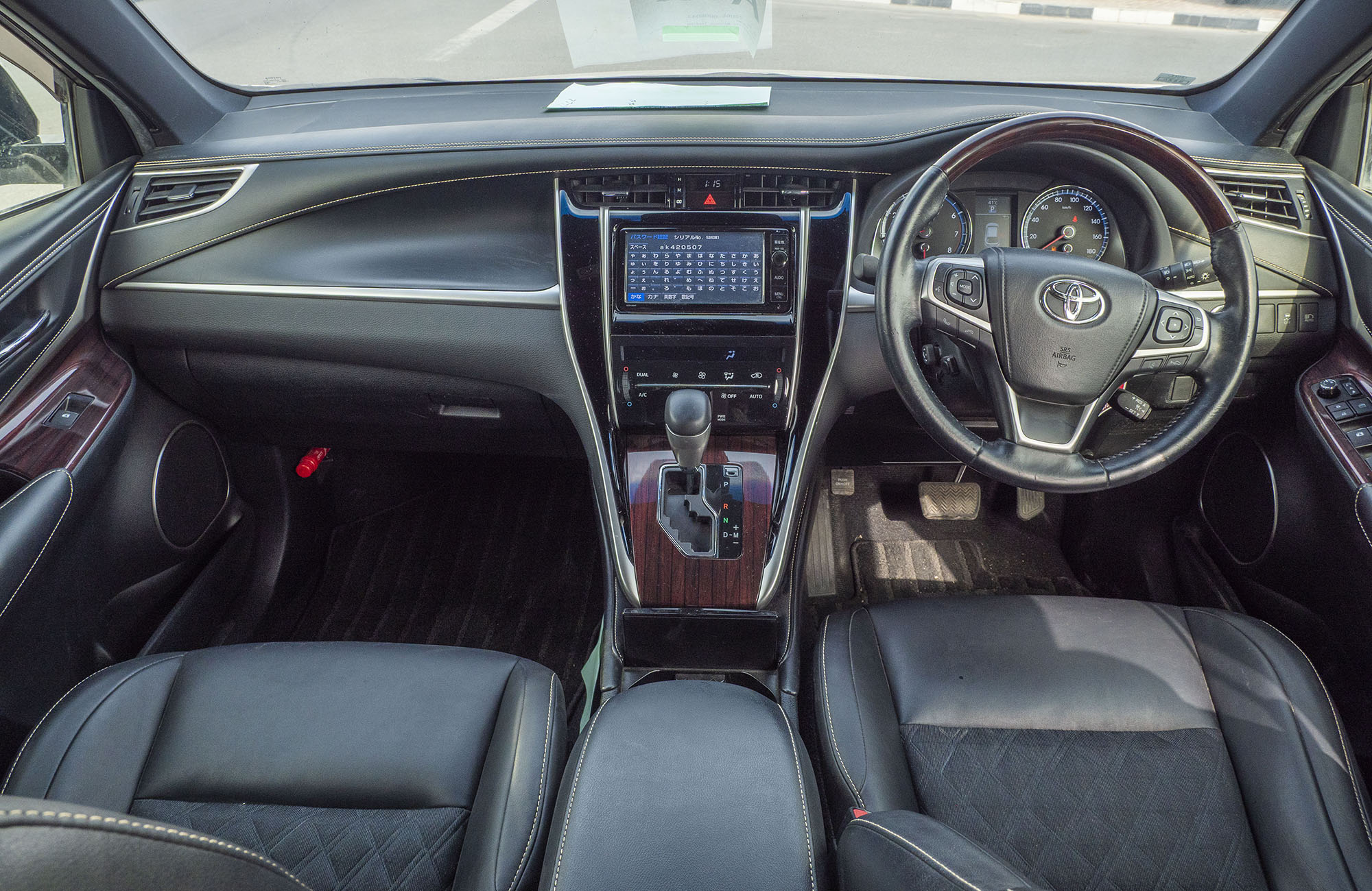 
								Toyota Harrier Model 2014 full									