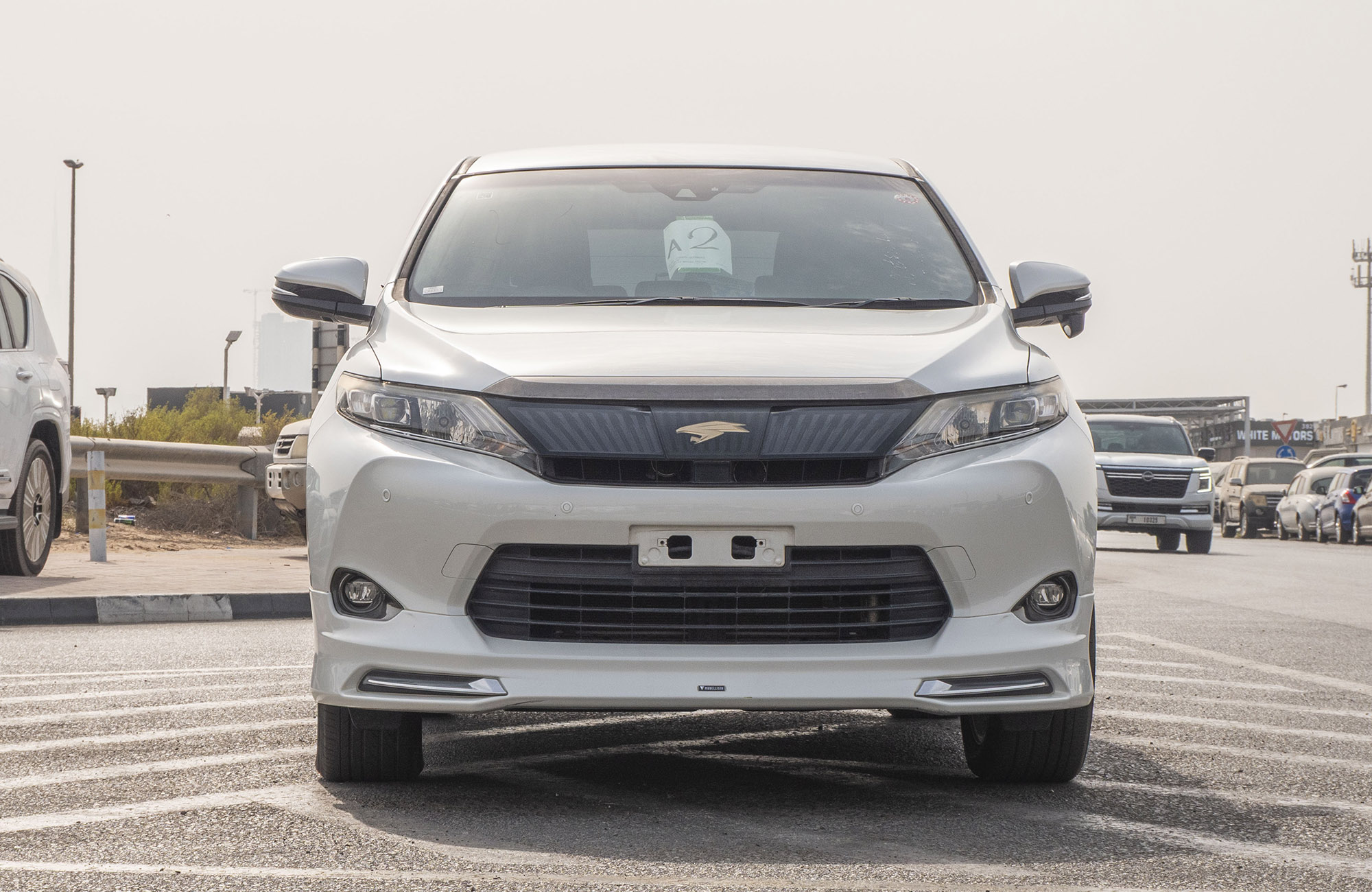 
								Toyota Harrier Model 2014 full									