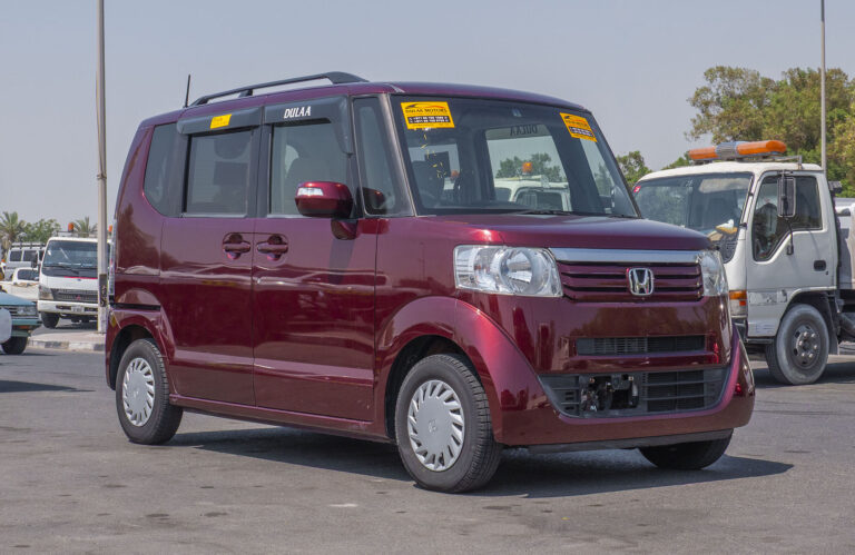 Honda N-BOX 650CC 2WD Model 2014