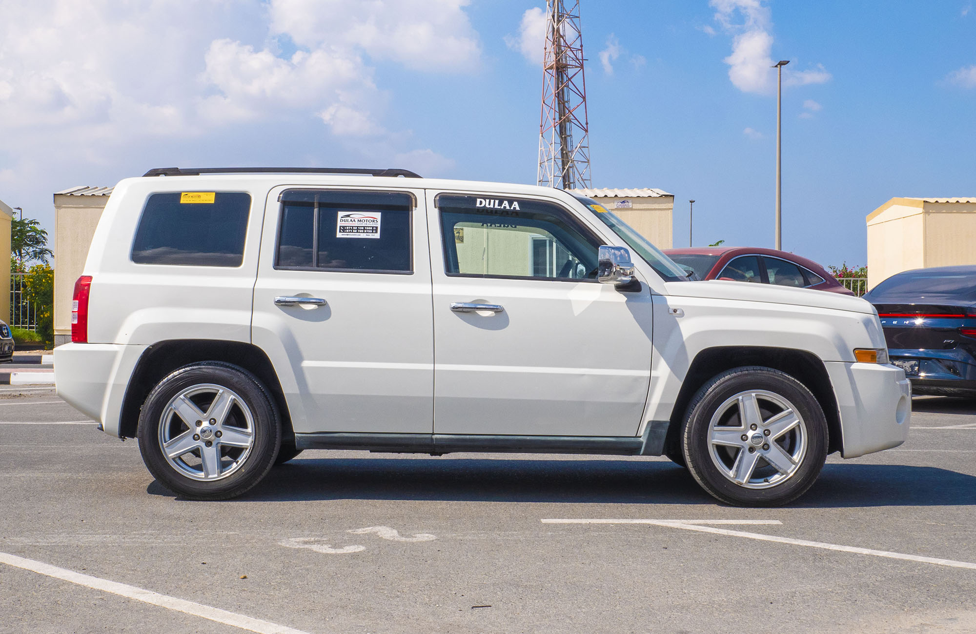 
								Jeep Patriot 2wd 2010 model full									