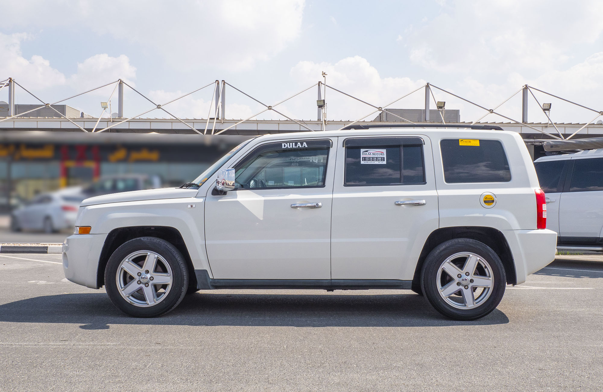 
								Jeep Patriot 2wd 2010 model full									