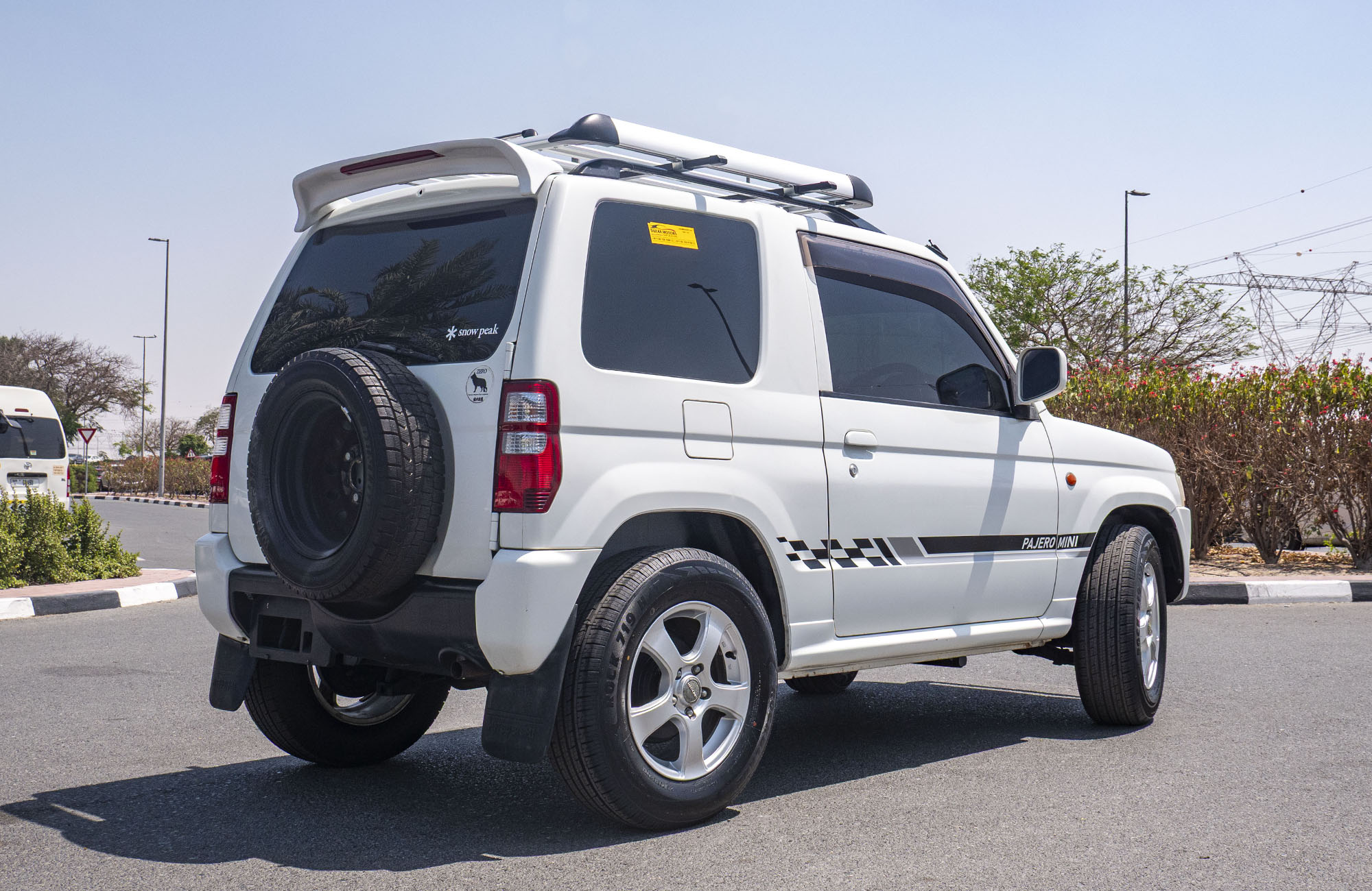 
								Mitsubishi Mini Pajero Model 2009 full									
