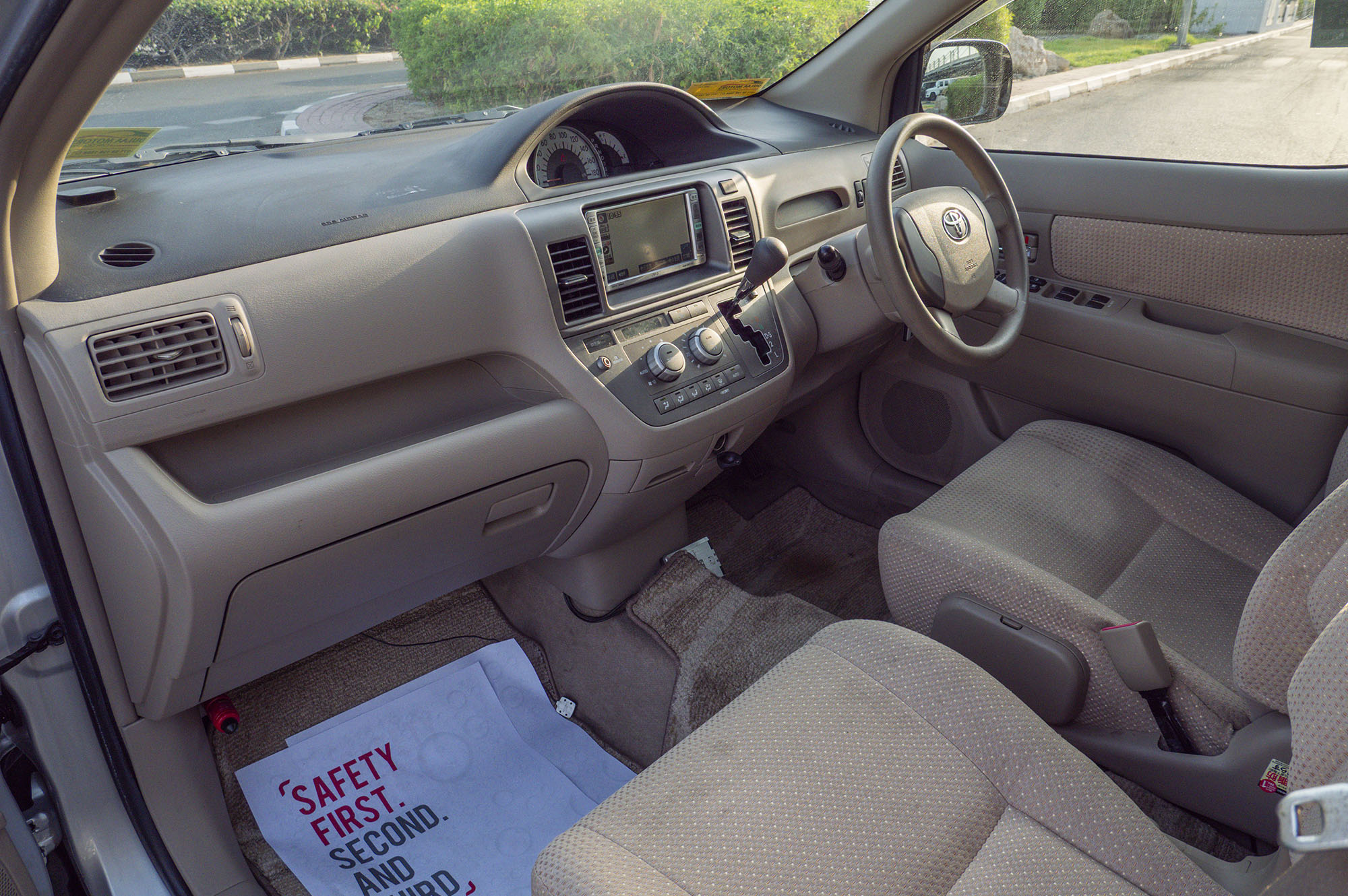 
								Toyota Raum 2wd Model 2008 full									