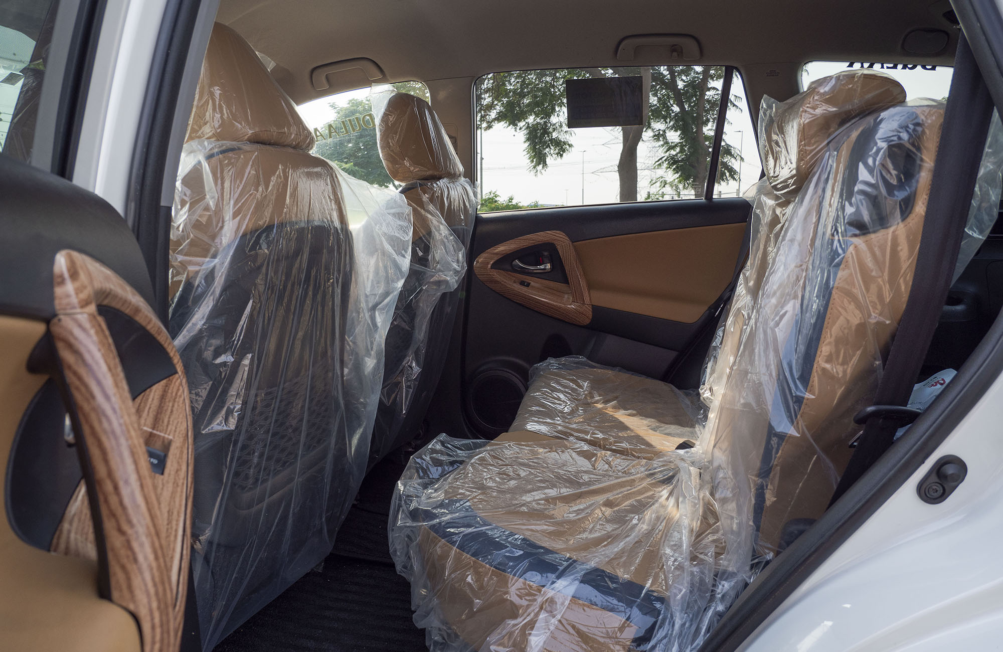 
								Toyota Vanguard Model 2014 full									