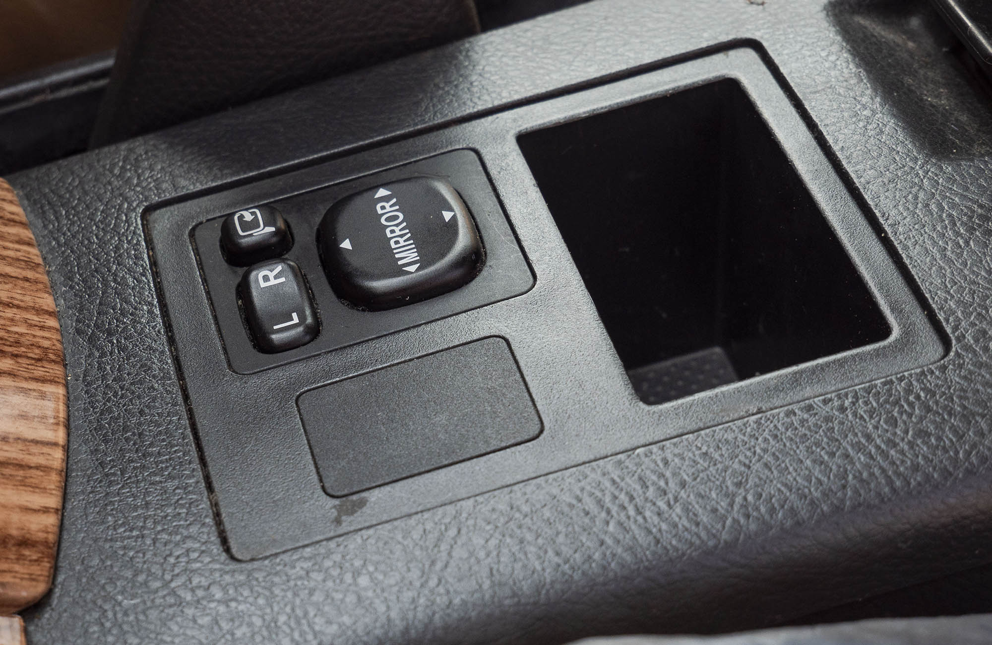 
								Toyota Vanguard Model 2014 full									