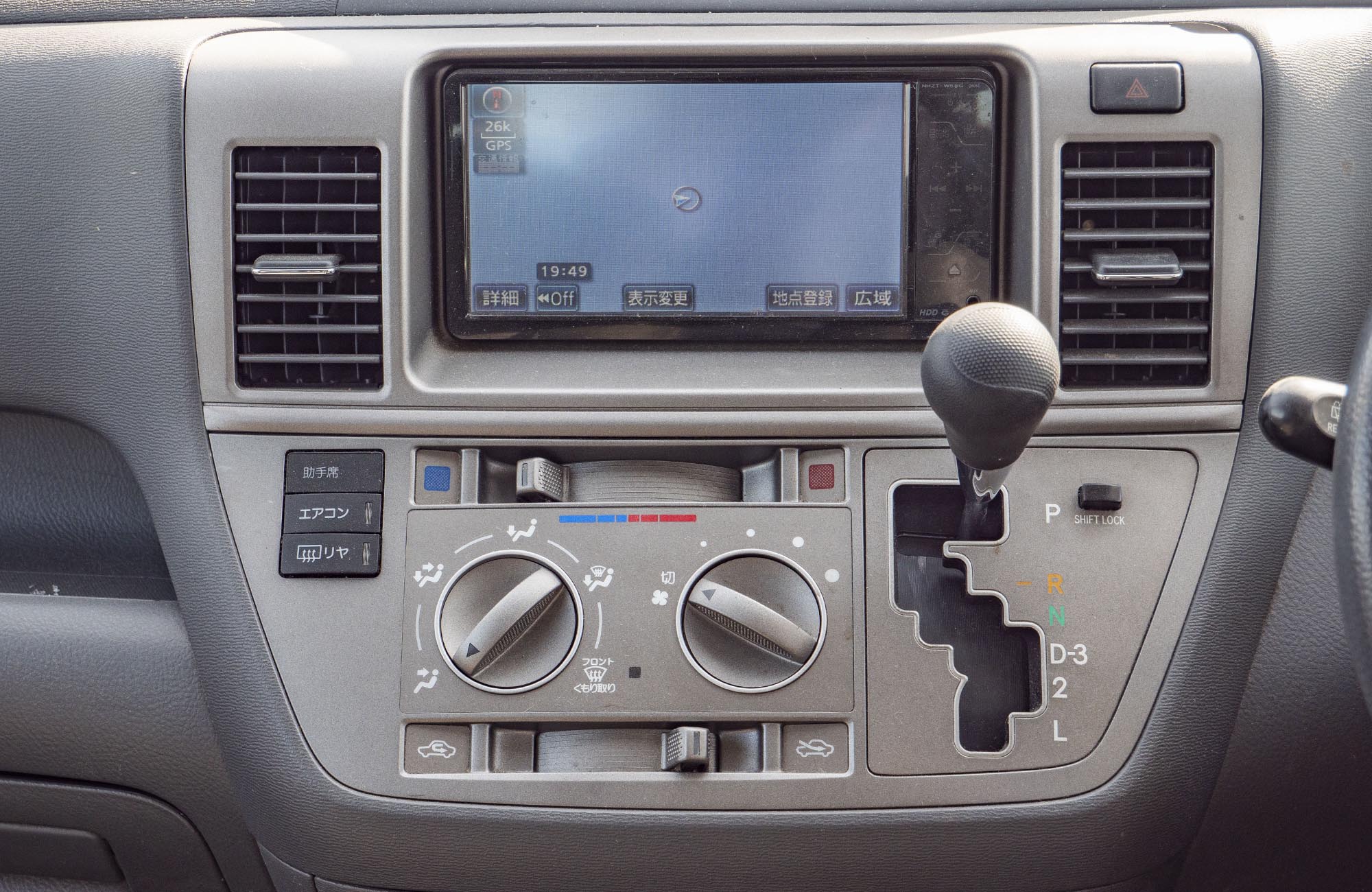 
								Toyota Raum Model 2008 2wd full									