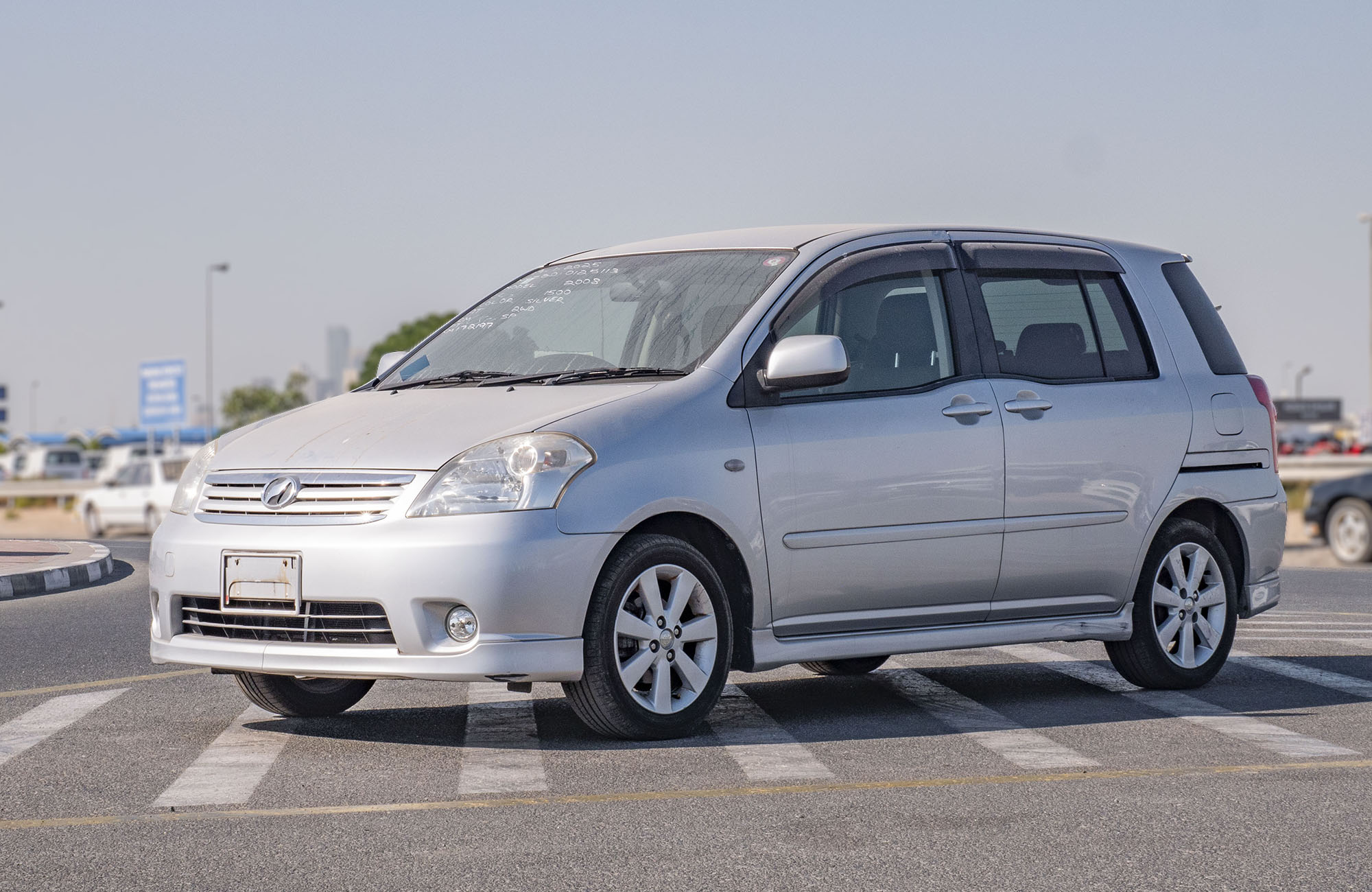 
								Toyota Raum Model 2008 2wd full									