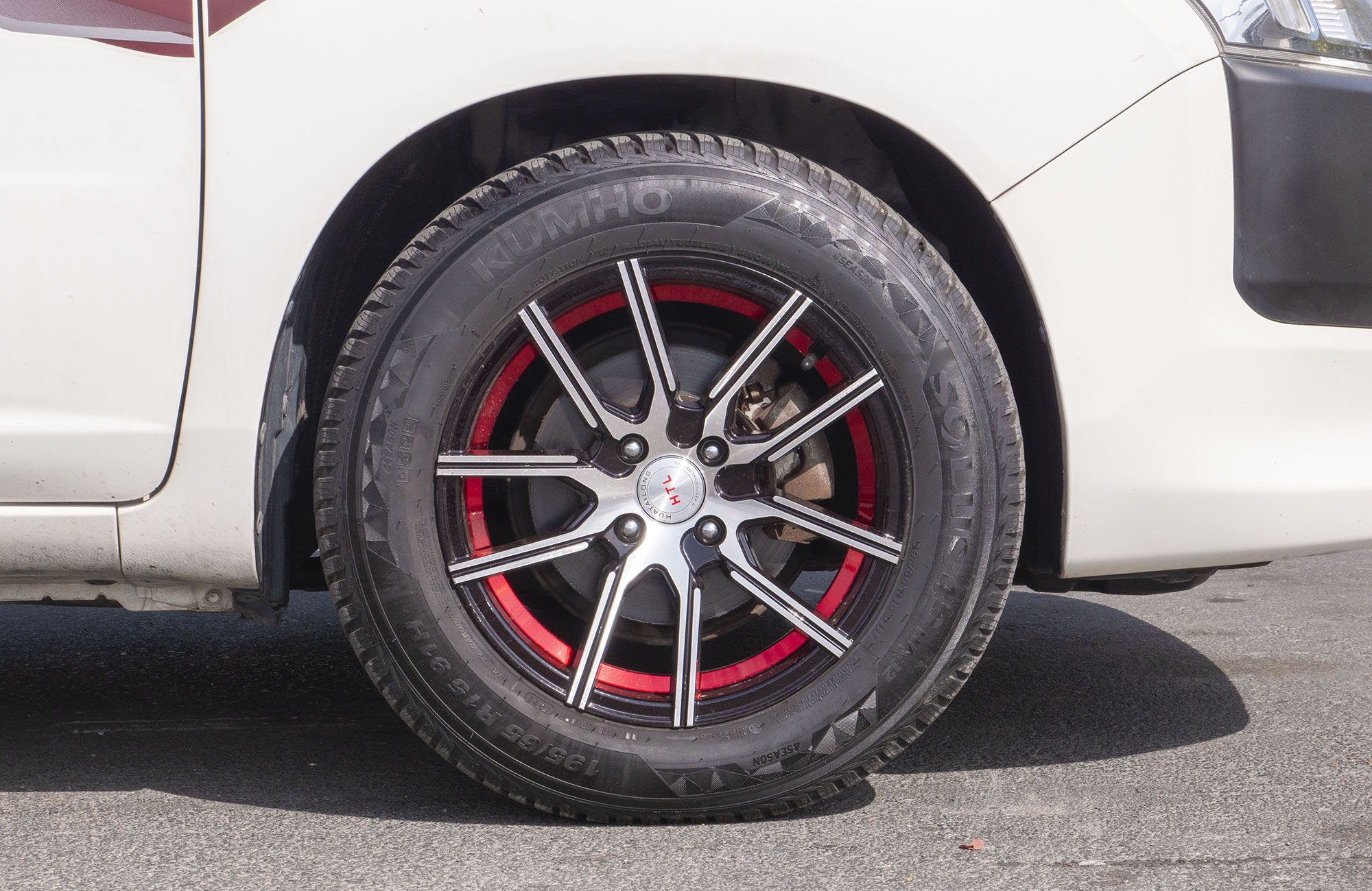 
								Toyota Succeed 2wd Model 2017 full									