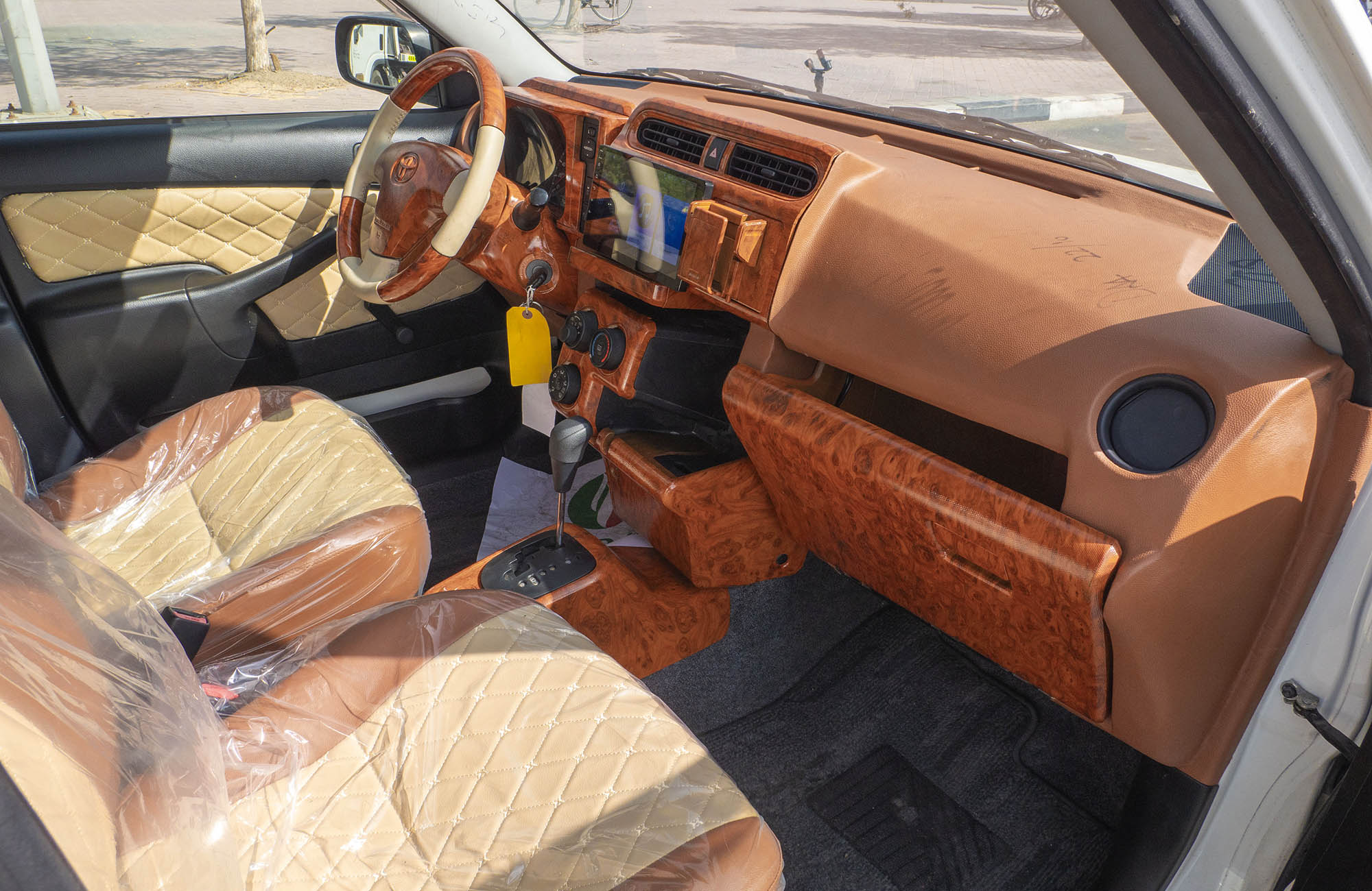 
								Toyota Succeed 2wd Model 2017 full									