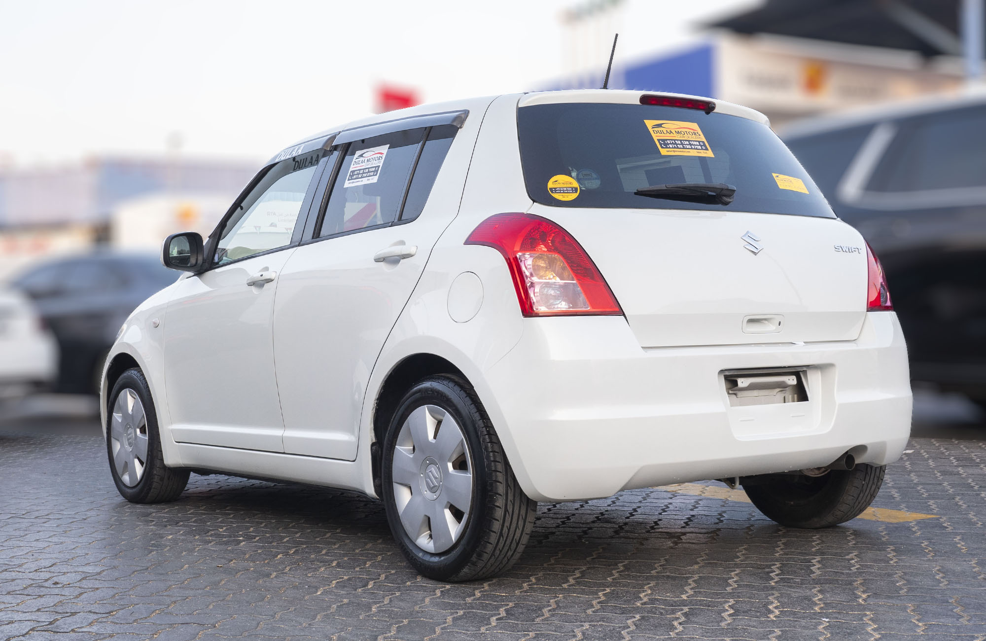 
								Suzuki Swift 2WD 2010 Model full									