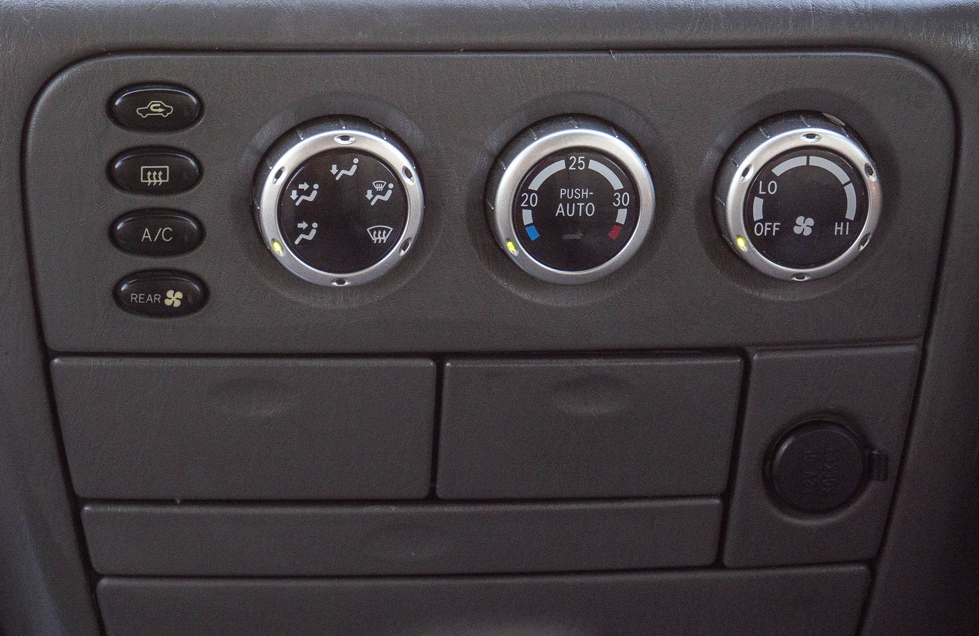 
								Toyota Townace SR40 2WD MODEL 2002 full									