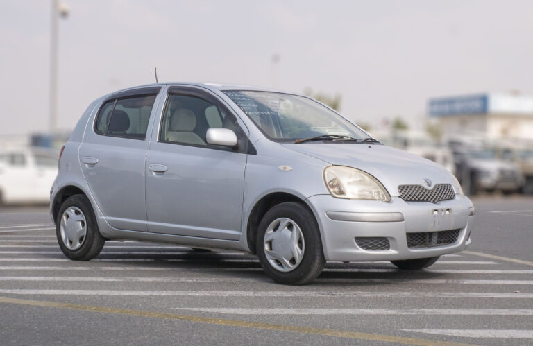 Toyota Vitz SCP10 2004 Model