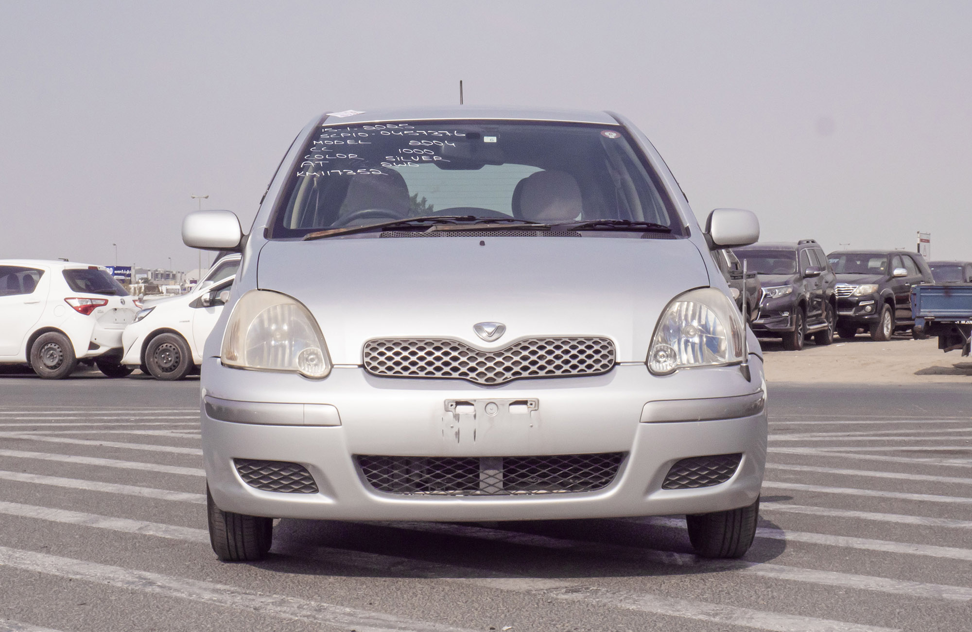 
								Toyota Vitz SCP10 2004 Model full									