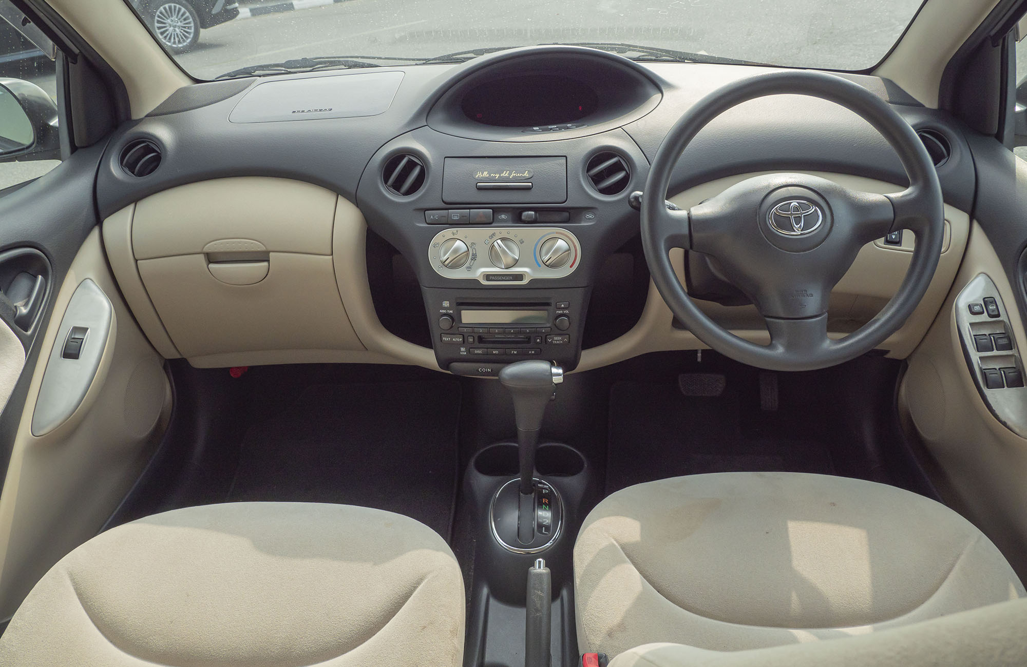 
								Toyota Vitz SCP10 2004 Model full									