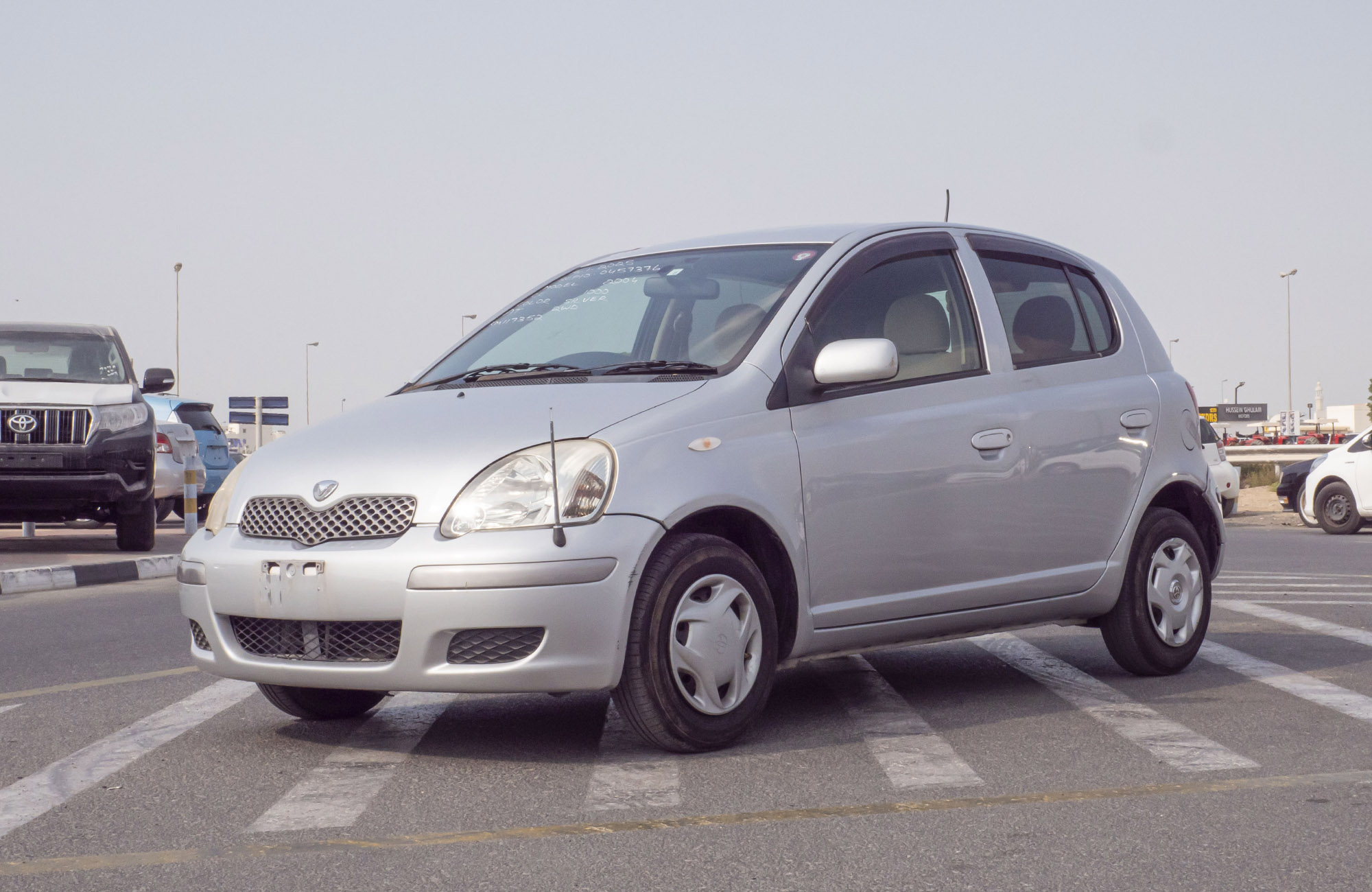 
								Toyota Vitz SCP10 2004 Model full									