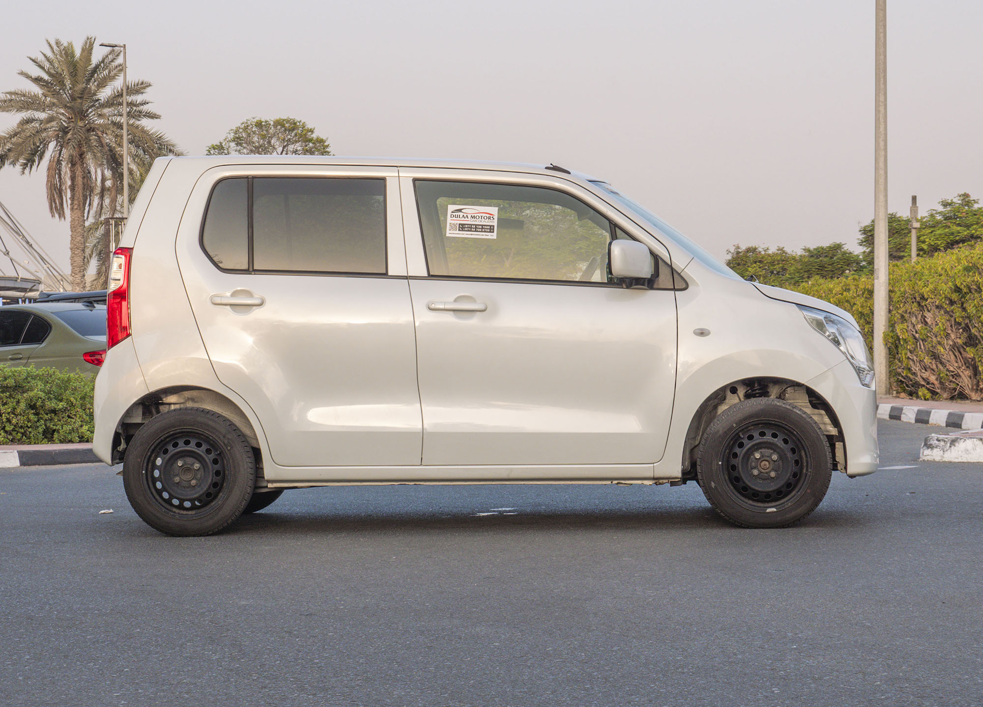 
								Suzuki wagon R Model 2015 Manual full									