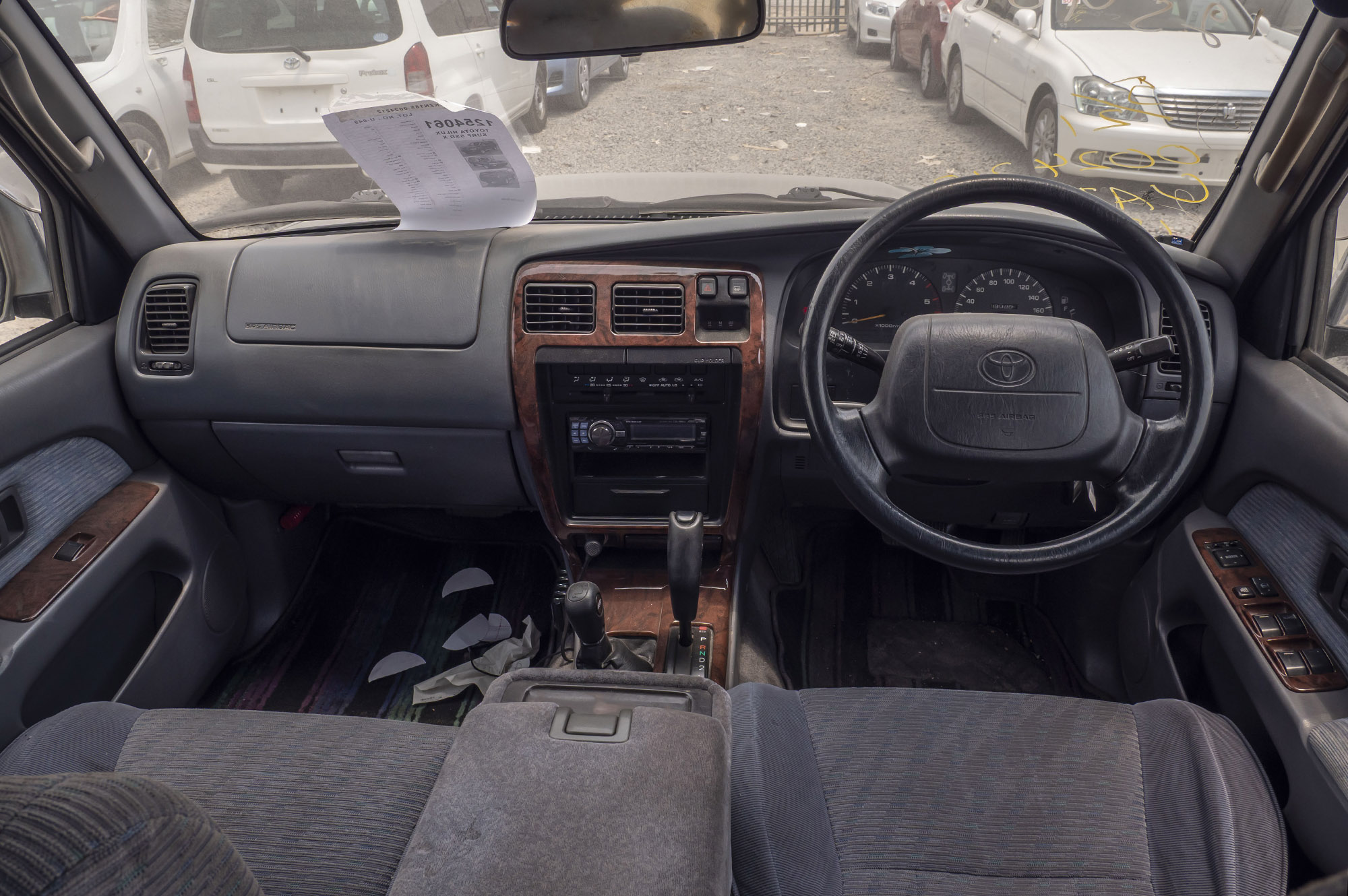 
								TOYOTA HILUX SURF 4WD 1KZ DIESEL MODEL 1996 full									