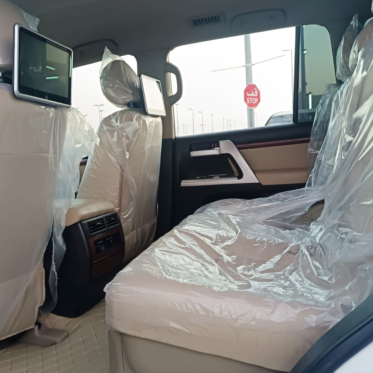
								Toyota Land Cruiser GXR V8 Model 2008 Modified 2022 full									