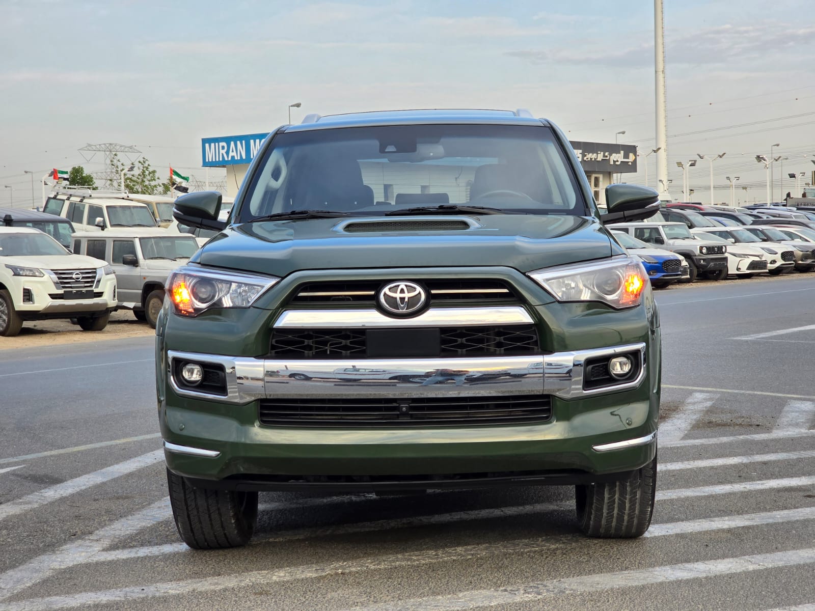 
								Toyota 4RUNNER 4WD Model 2022 full									