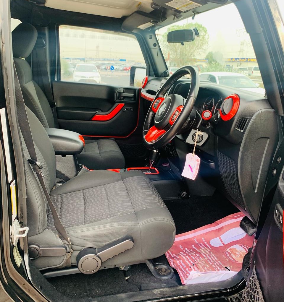 
								JEEP WRANGLER 3.5CC MODEL 2012 full									