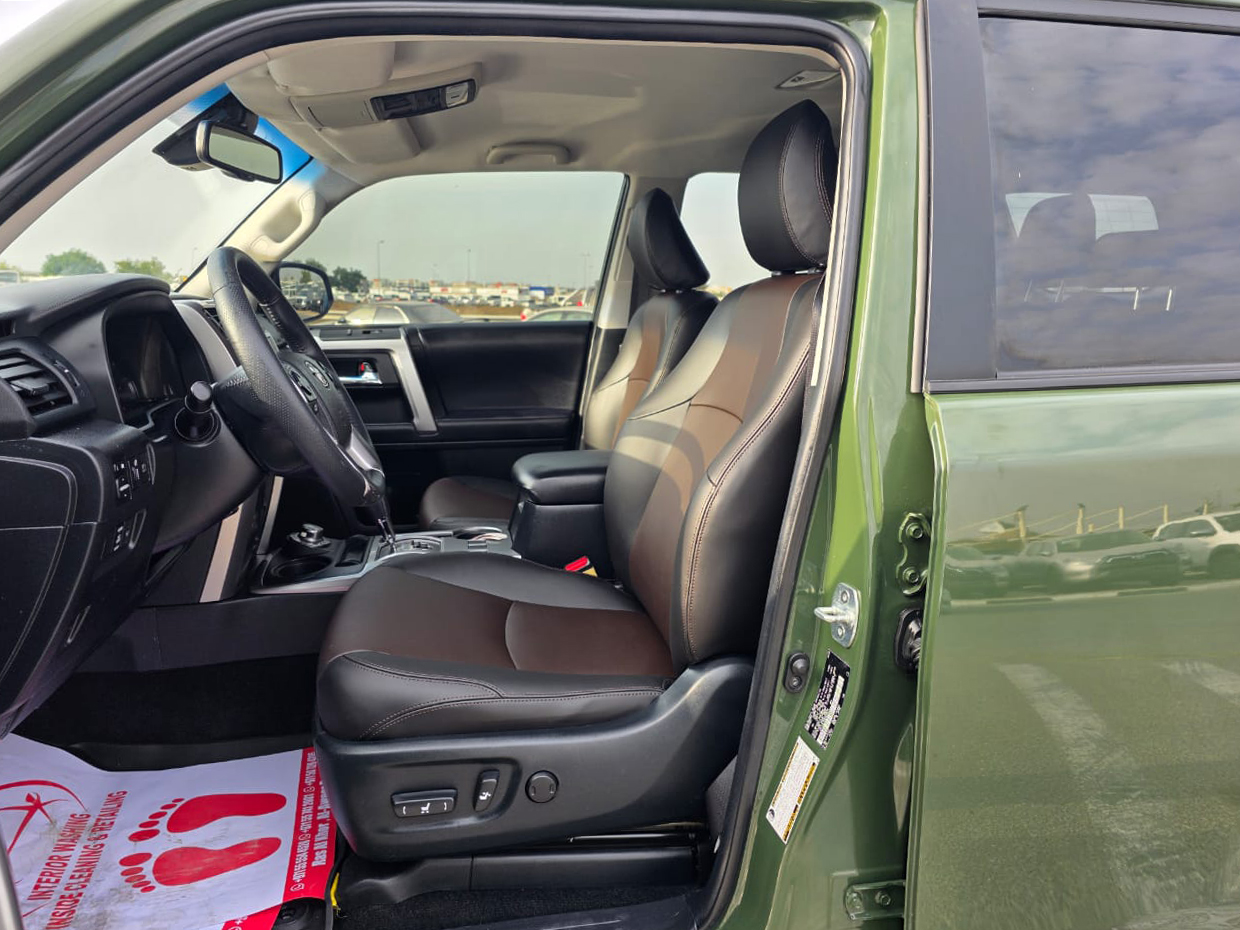 
								Toyota 4RUNNER Model 2022 Trail full									