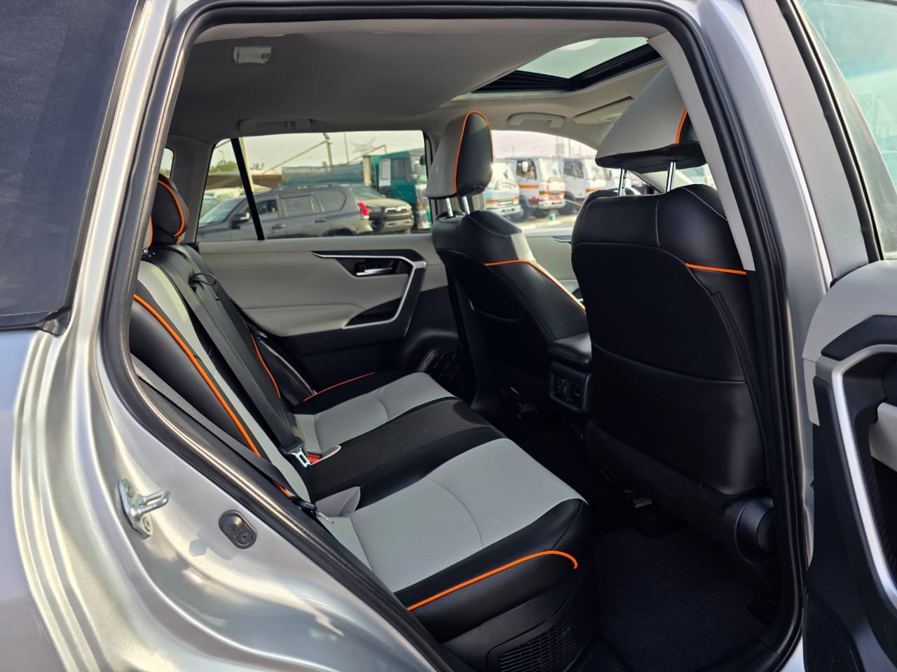 
								Toyota Rav4 Hybrid Model 2020 full									