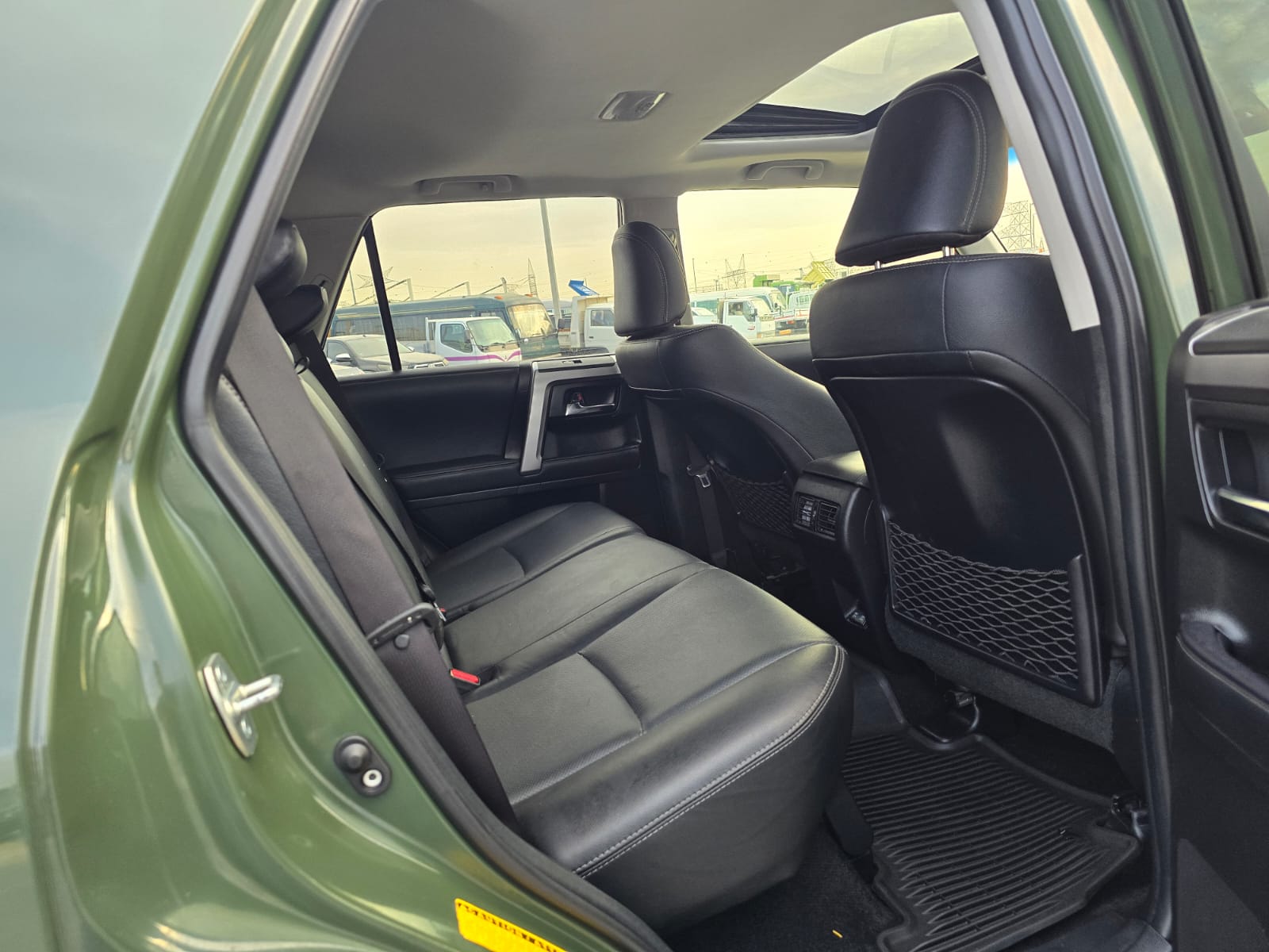 
								Toyota 4RUNNER 4WD Model 2022 full									