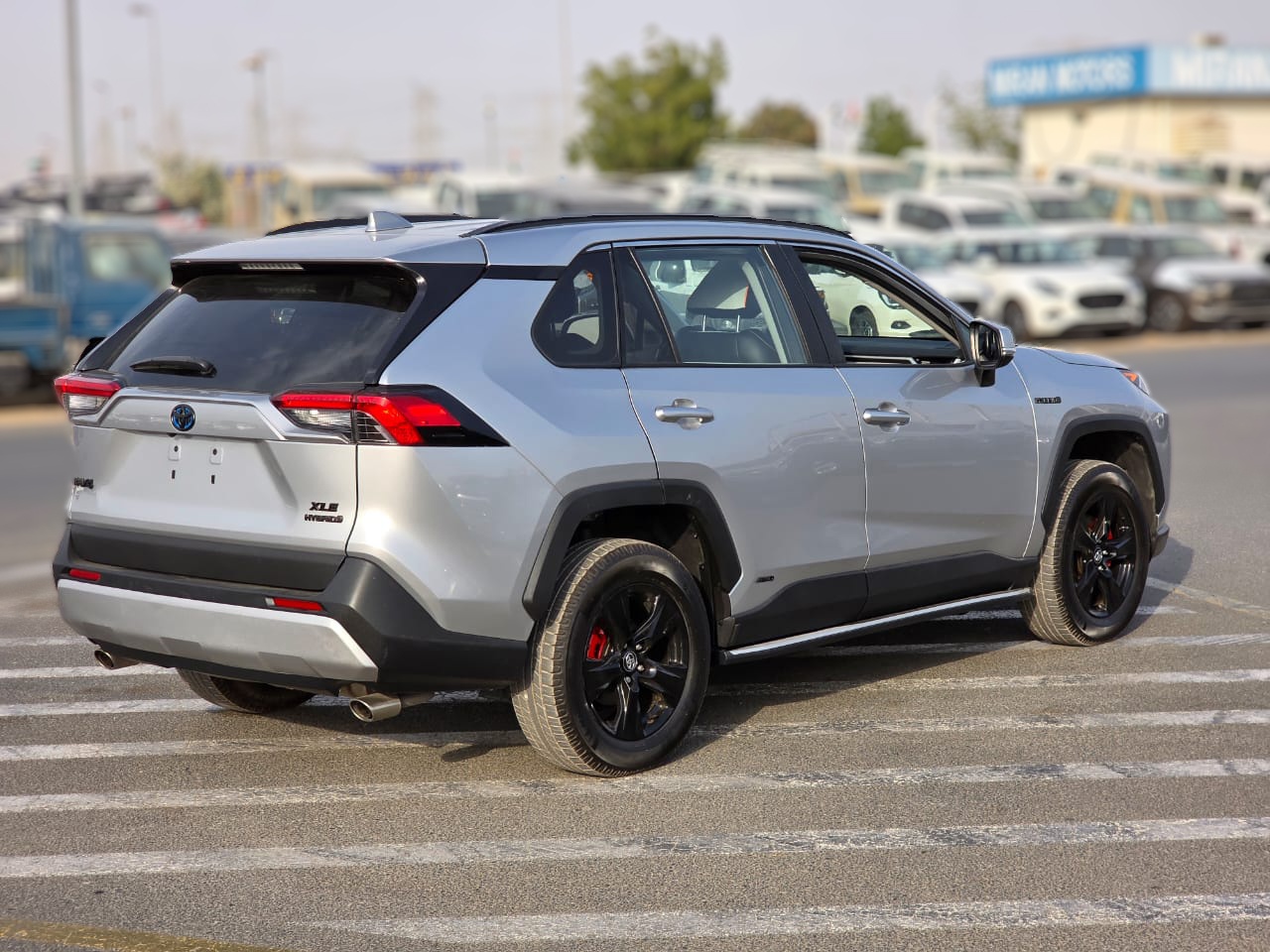 
								Toyota Rav4 Hybrid Model 2020 full									