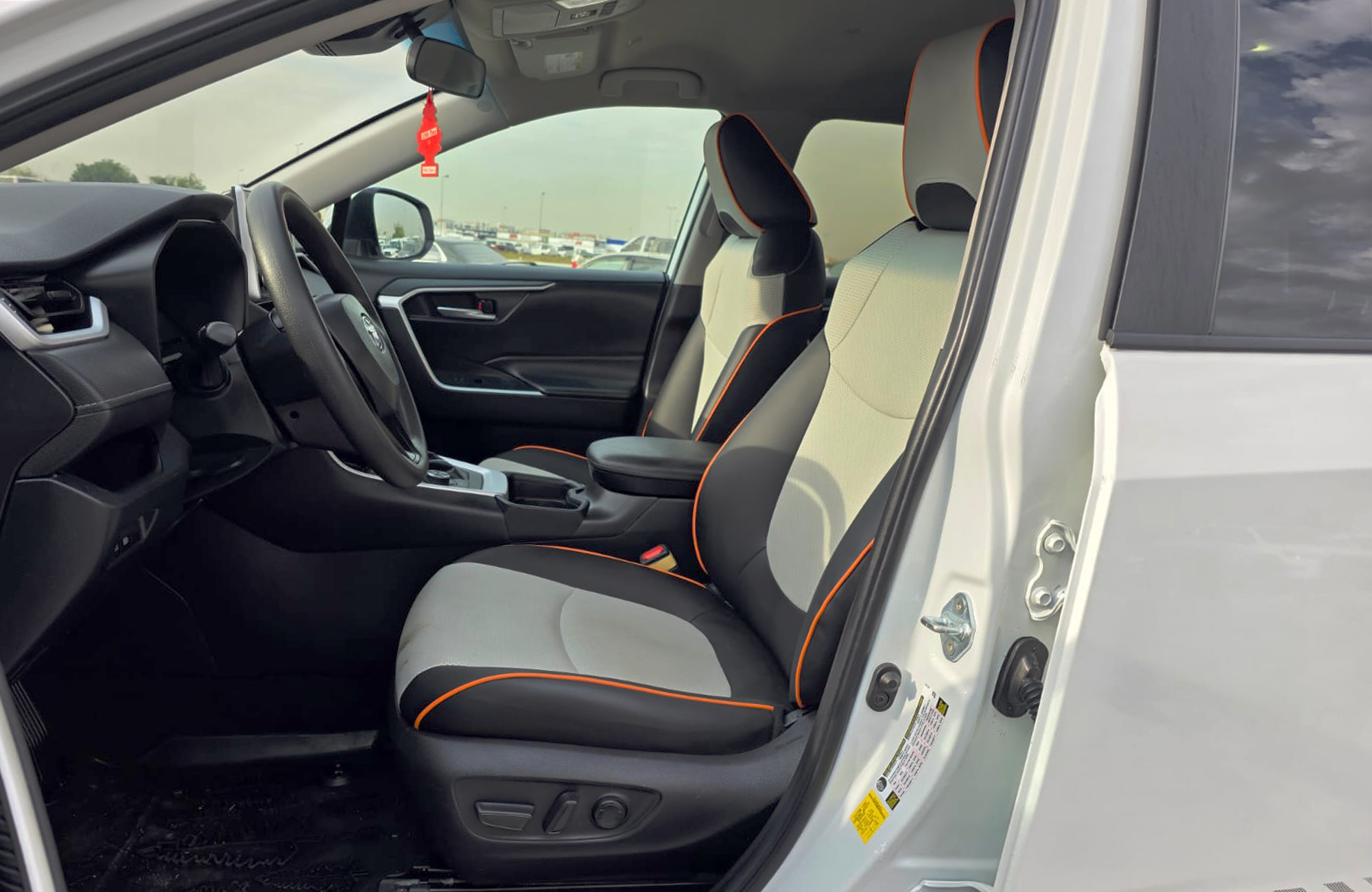 
								Toyota Rav4 Model 2023 hybrid full									