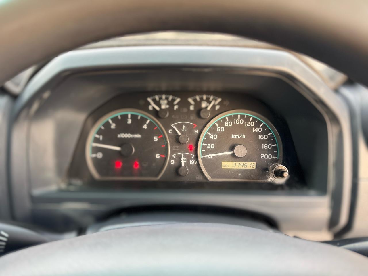 
								Toyota landcruiser 79 series  v8 full									