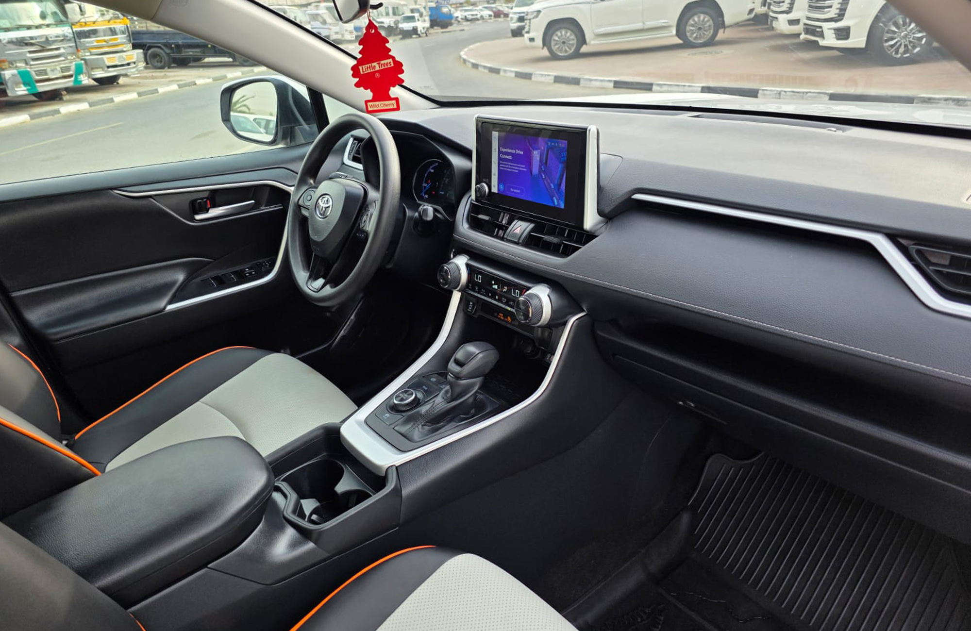 
								Toyota Rav4 Model 2023 hybrid full									