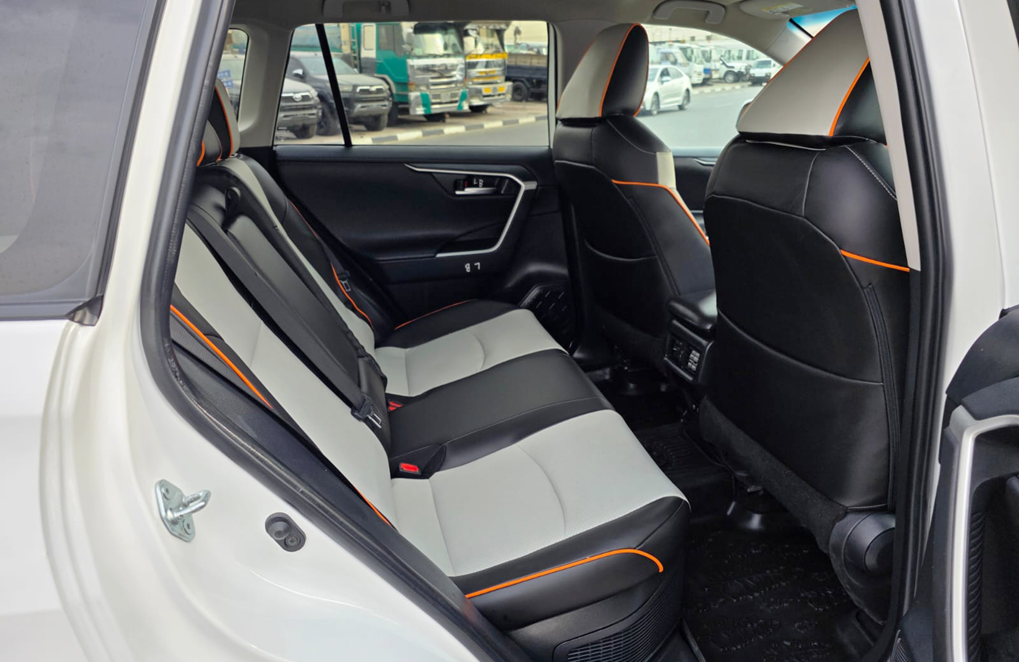 
								Toyota Rav4 Model 2023 hybrid full									