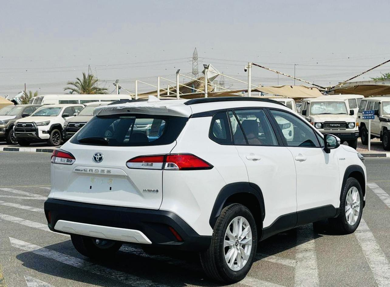 
								Toyota Corolla Cross Model 2024 full									