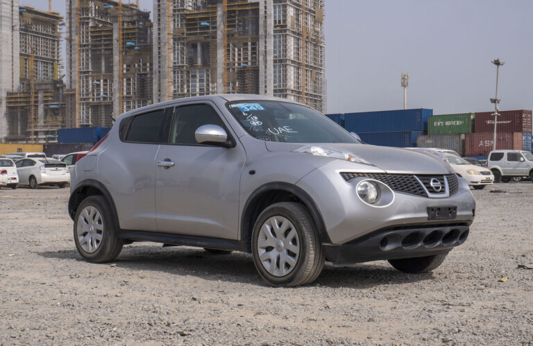 Nissan Juke 2WD 2010 Model