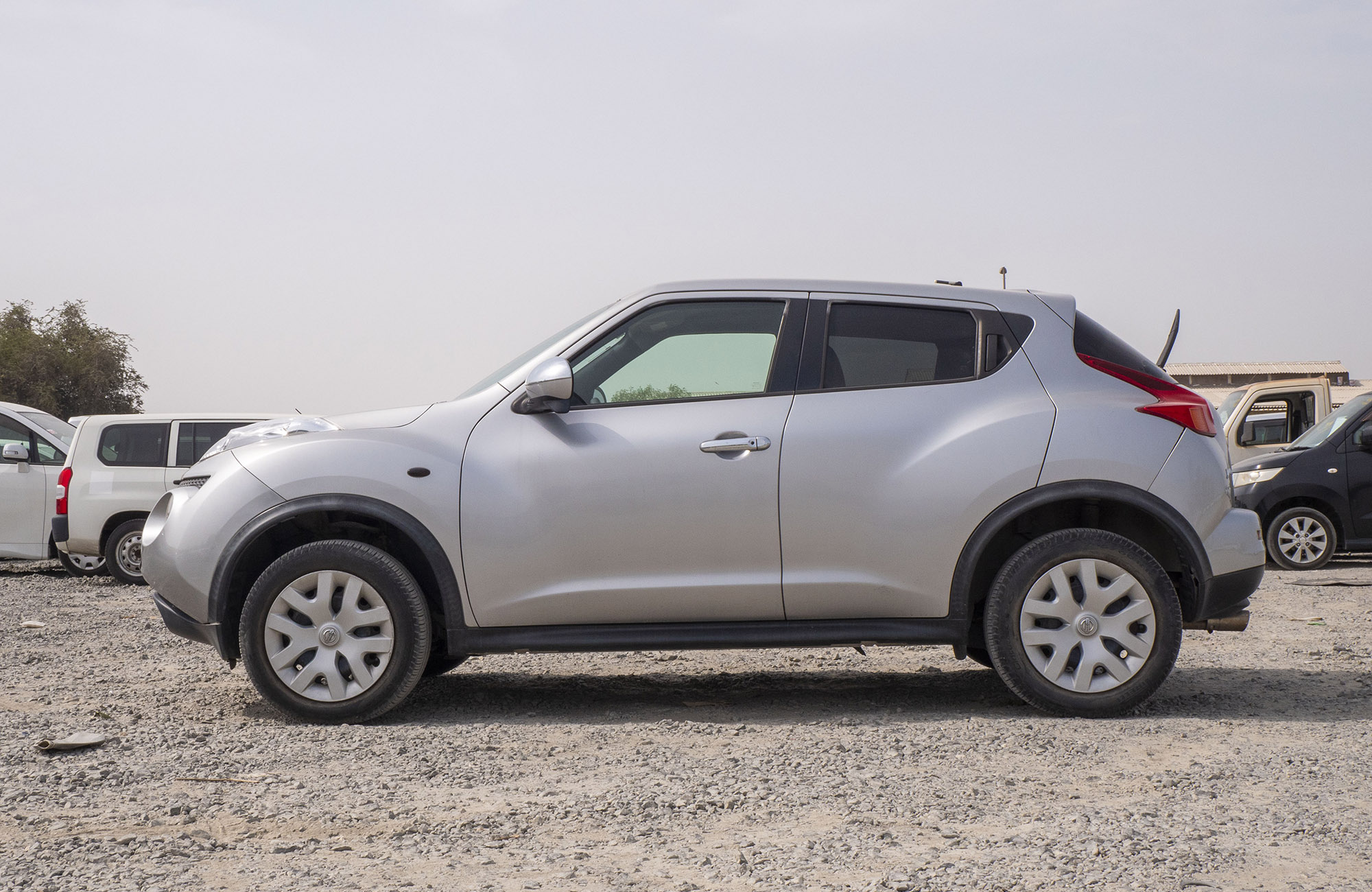 
								Nissan Juke 2WD 2010 Model full									