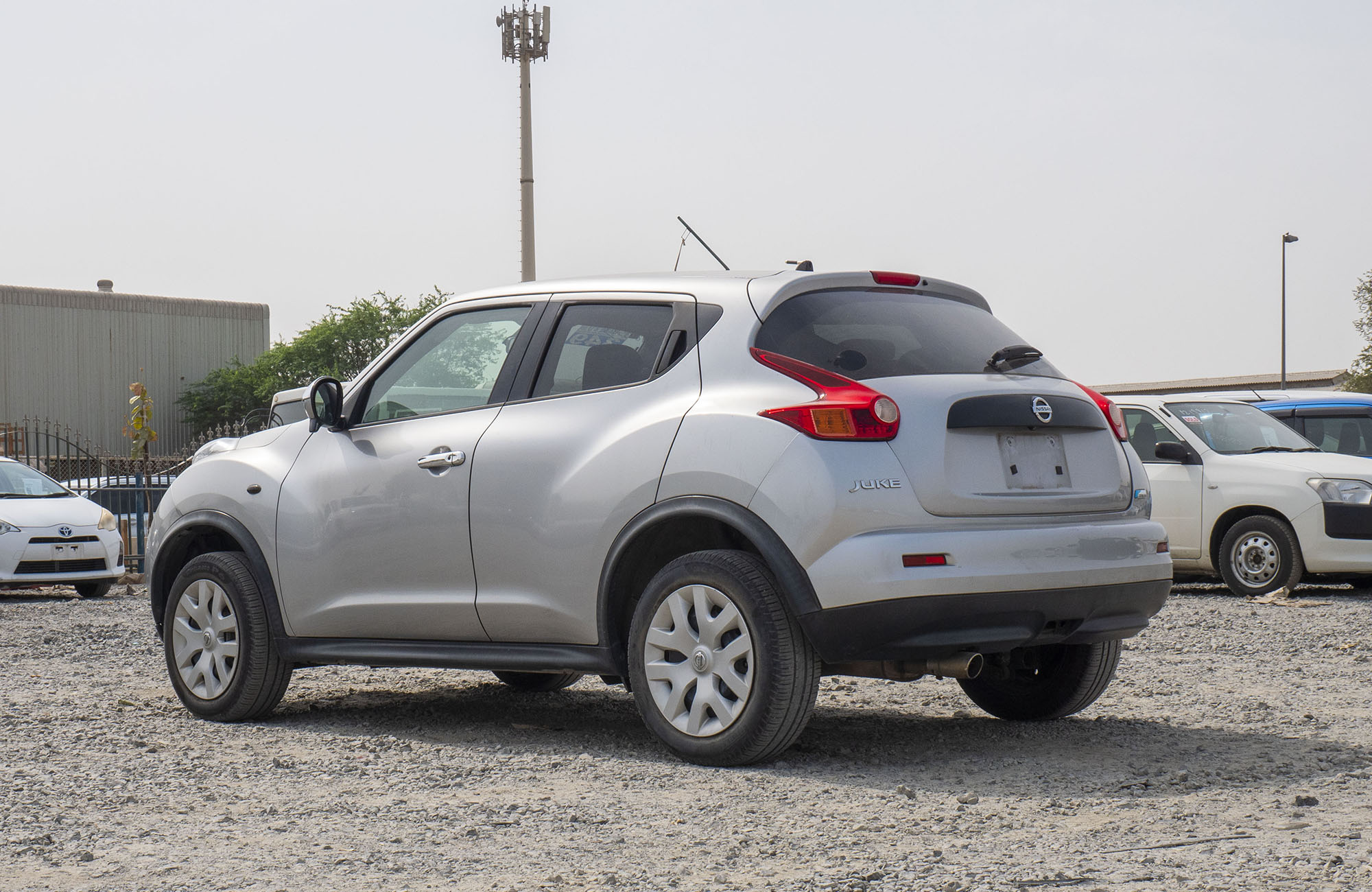 
								Nissan Juke 2WD 2010 Model full									