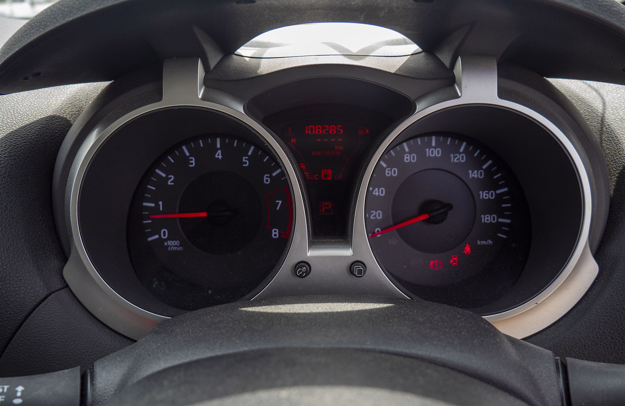 
								Nissan Juke 2WD 2010 Model full									