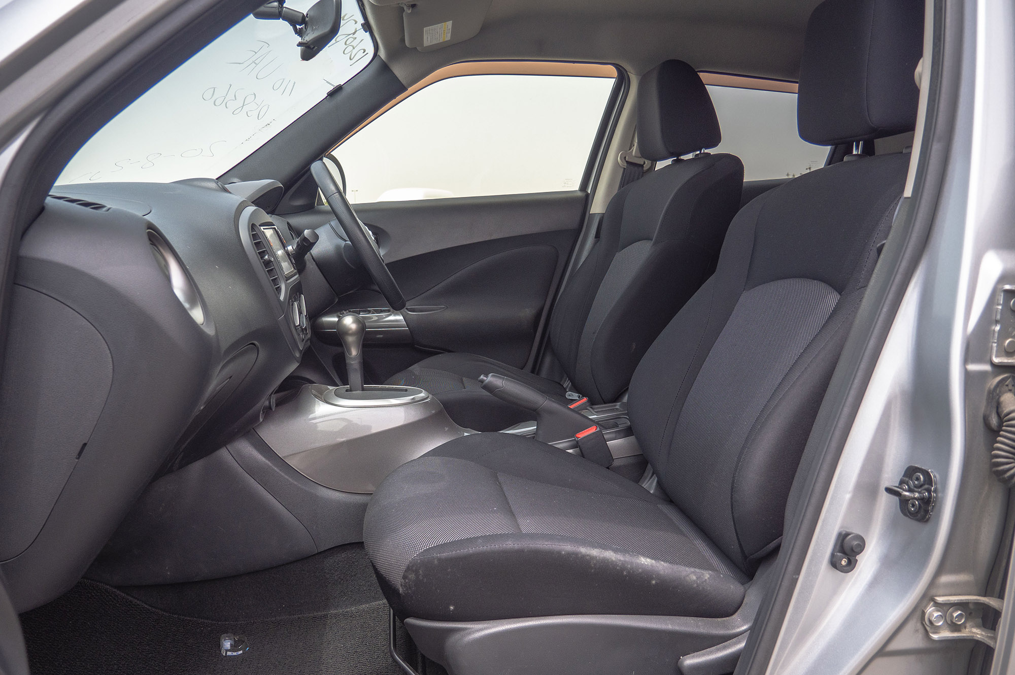 
								Nissan Juke 2WD 2012 full									