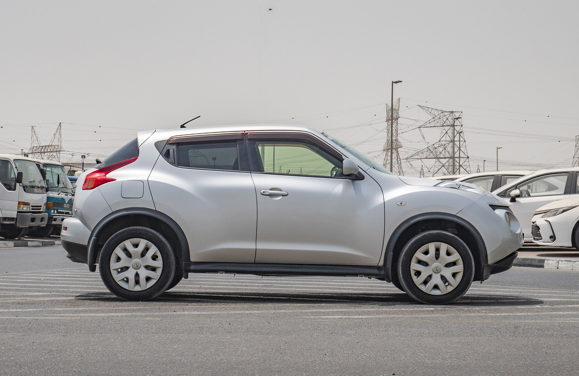 
								Nissan Juke 2013 Model full									